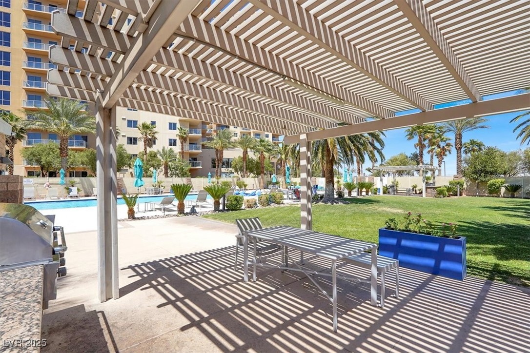 8255 South Las Vegas Boulevard 913