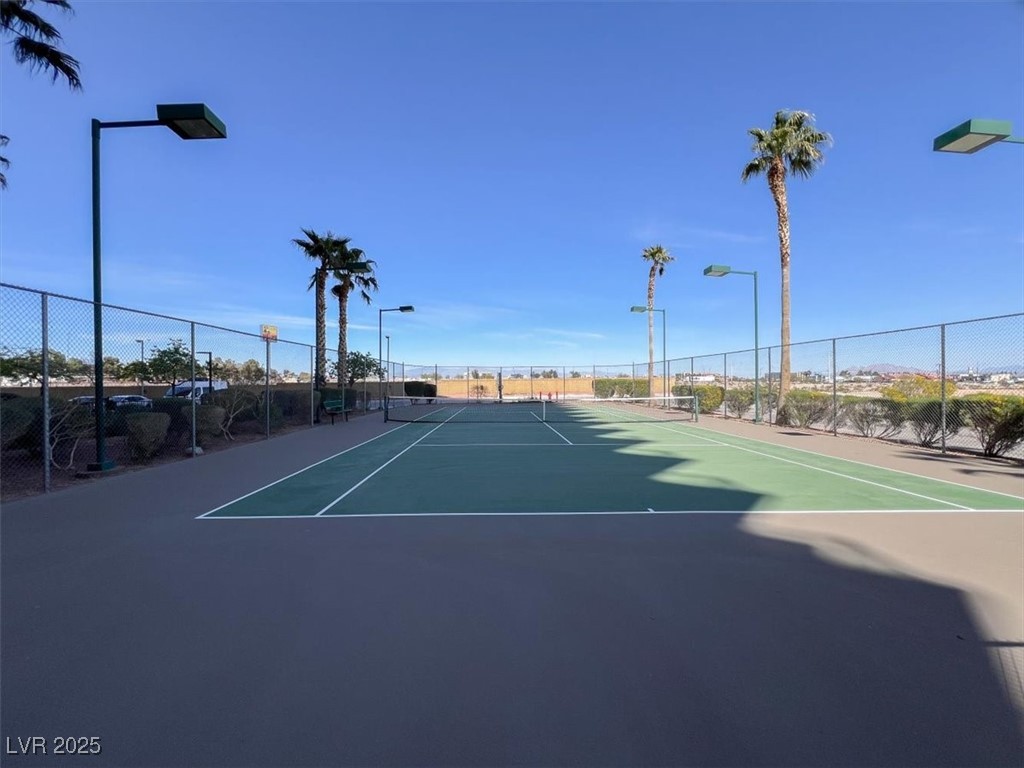 8255 South Las Vegas Boulevard 913