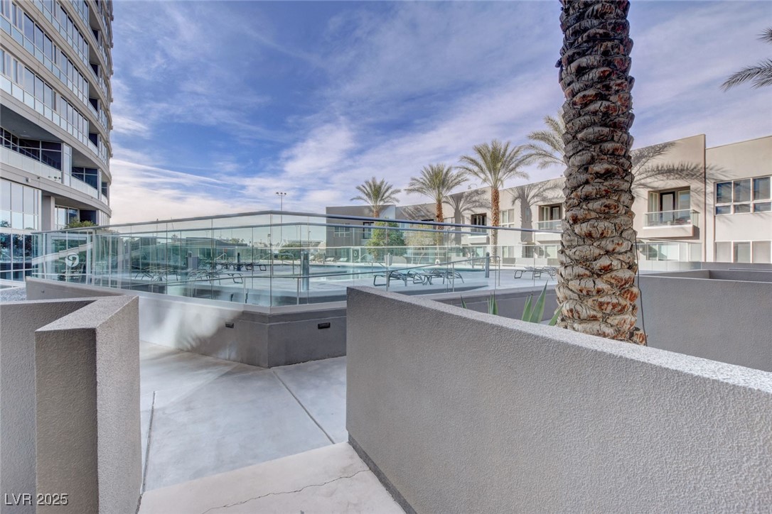 4575 Dean Martin Drive 711