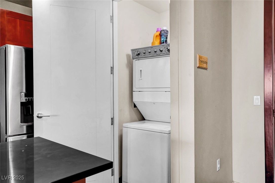 4575 Dean Martin Drive 711