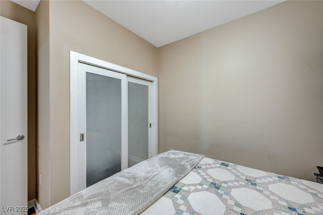 4575 Dean Martin Drive 806