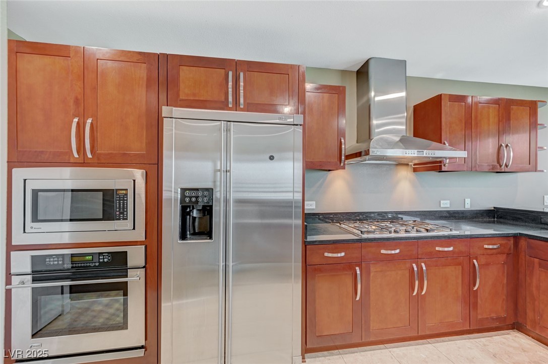 4575 Dean Martin Drive 806