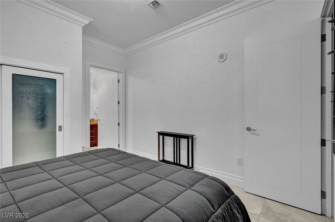 4525 Dean Martin Drive 306