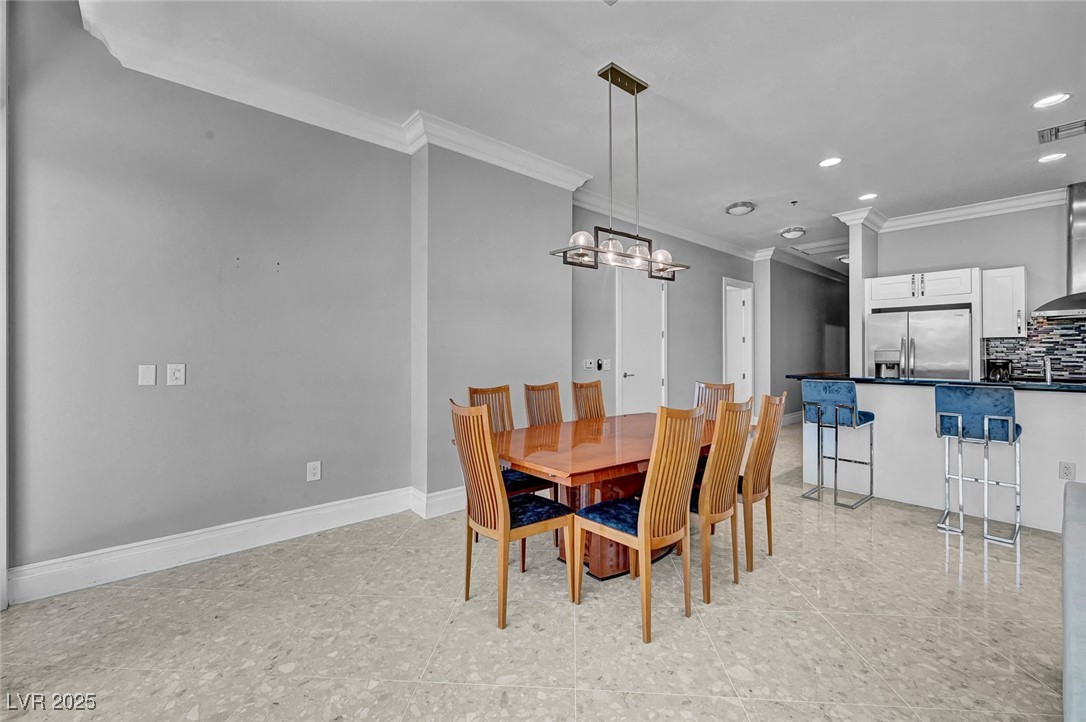 4525 Dean Martin Drive 306