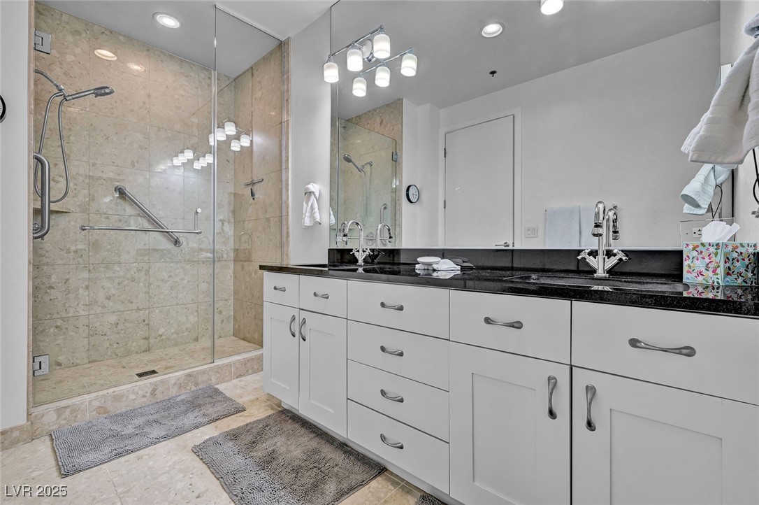 4525 Dean Martin Drive 306