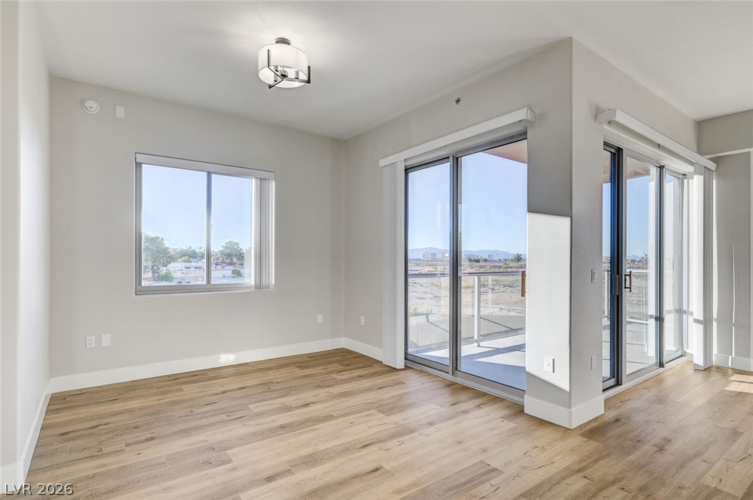 8255 Las Vegas Boulevard 201