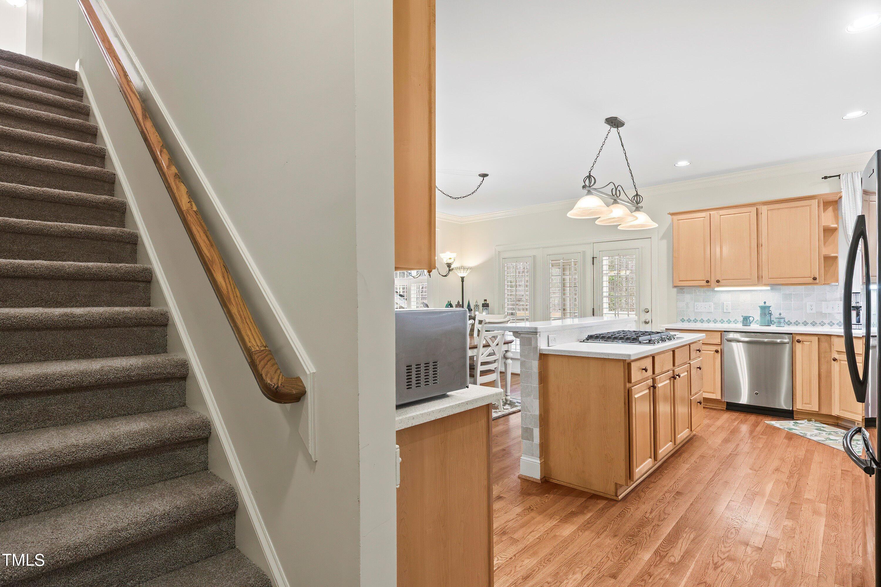 2504 Forest Lake Court