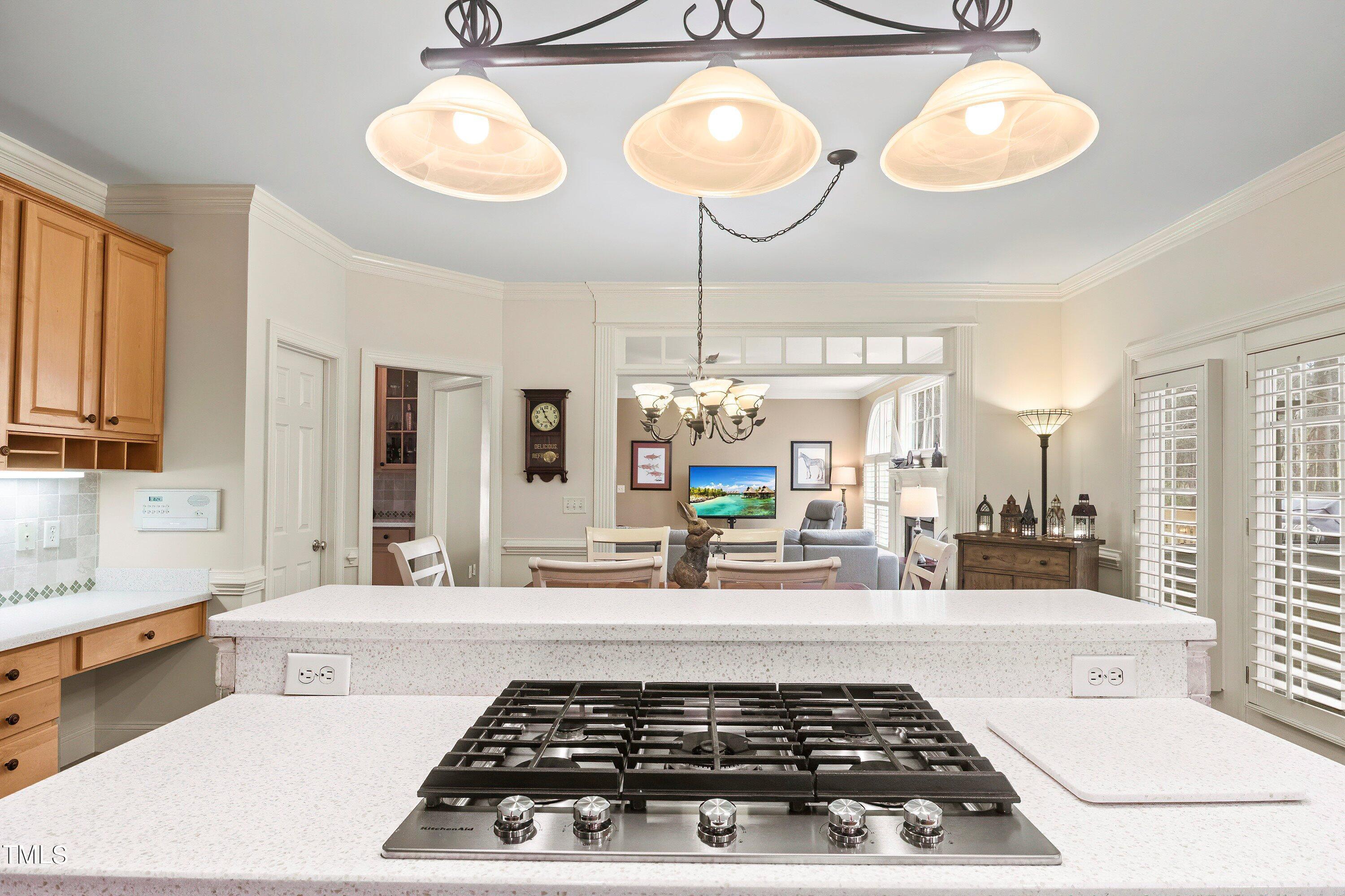 2504 Forest Lake Court
