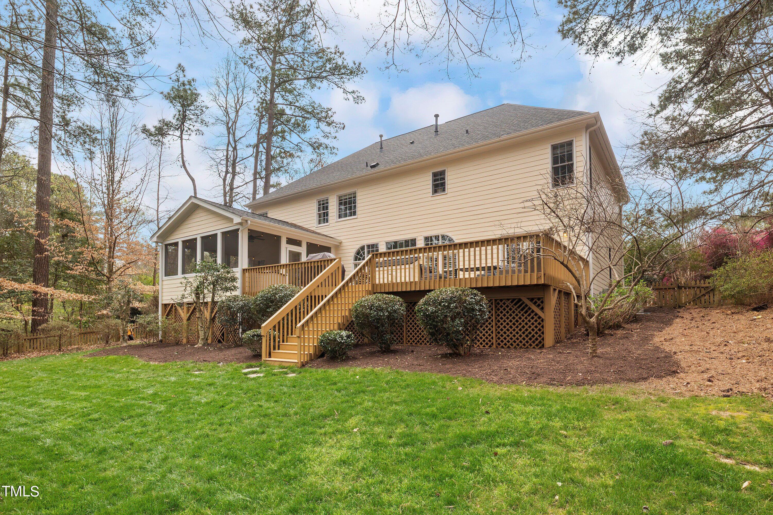 2504 Forest Lake Court