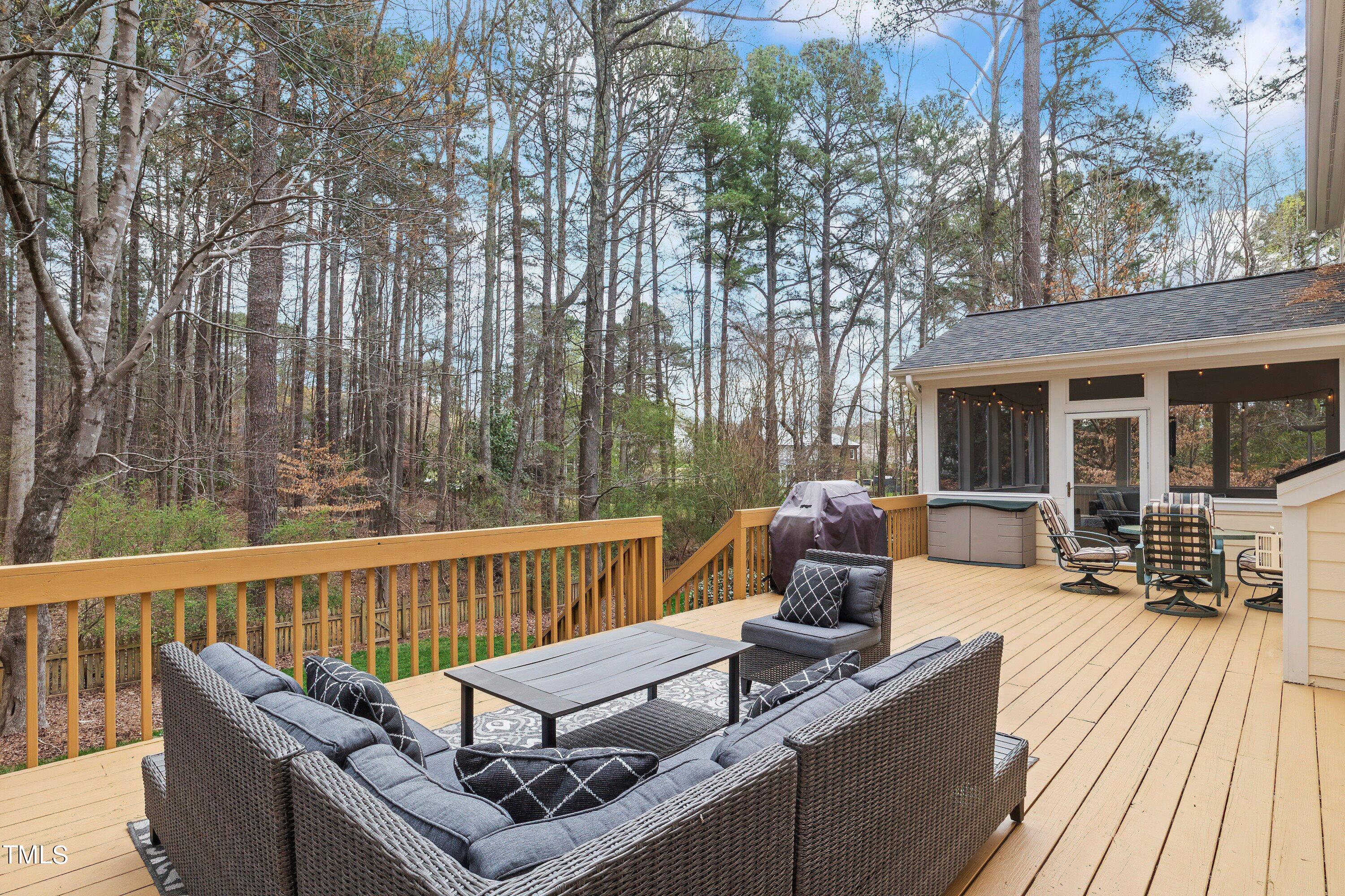 2504 Forest Lake Court