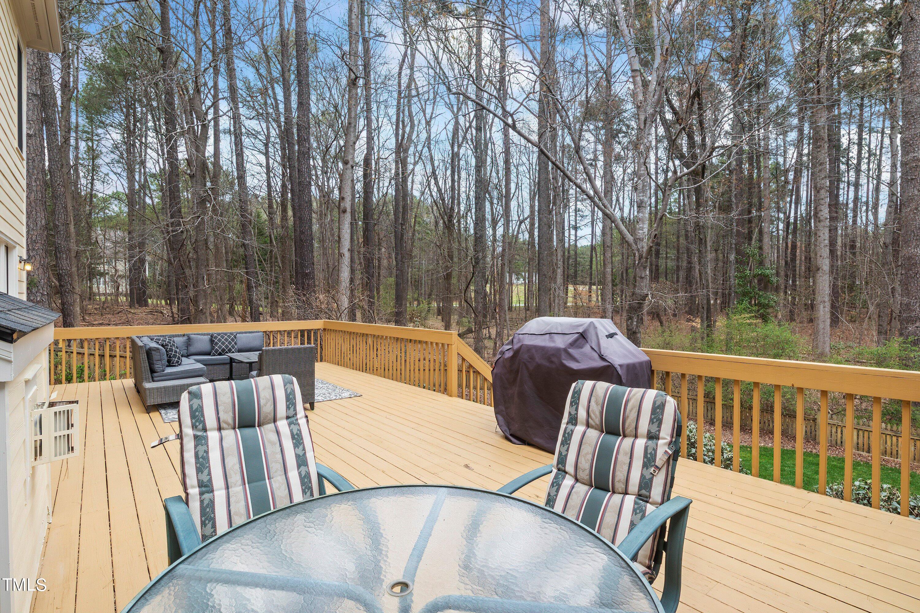 2504 Forest Lake Court