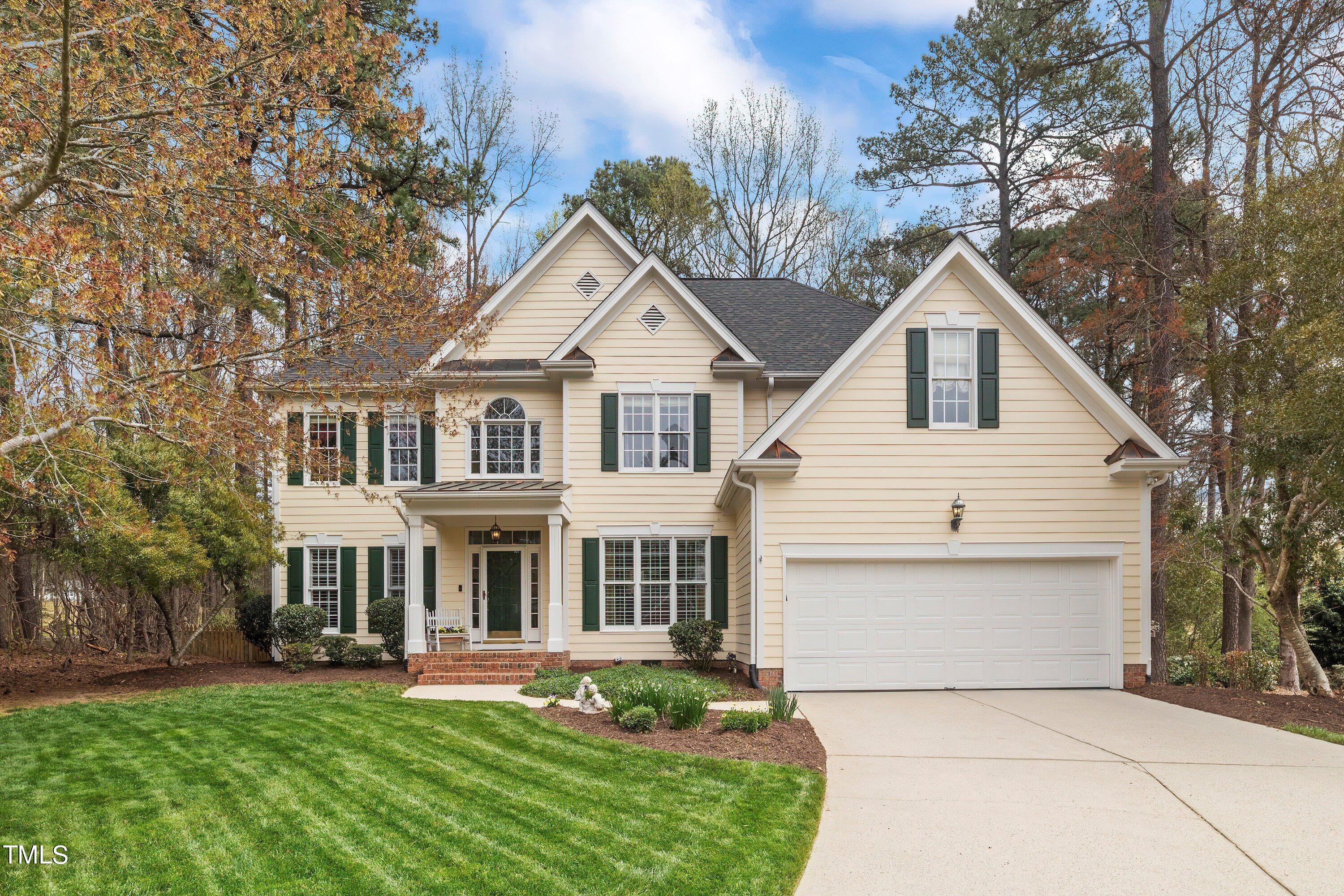 2504 Forest Lake Court
