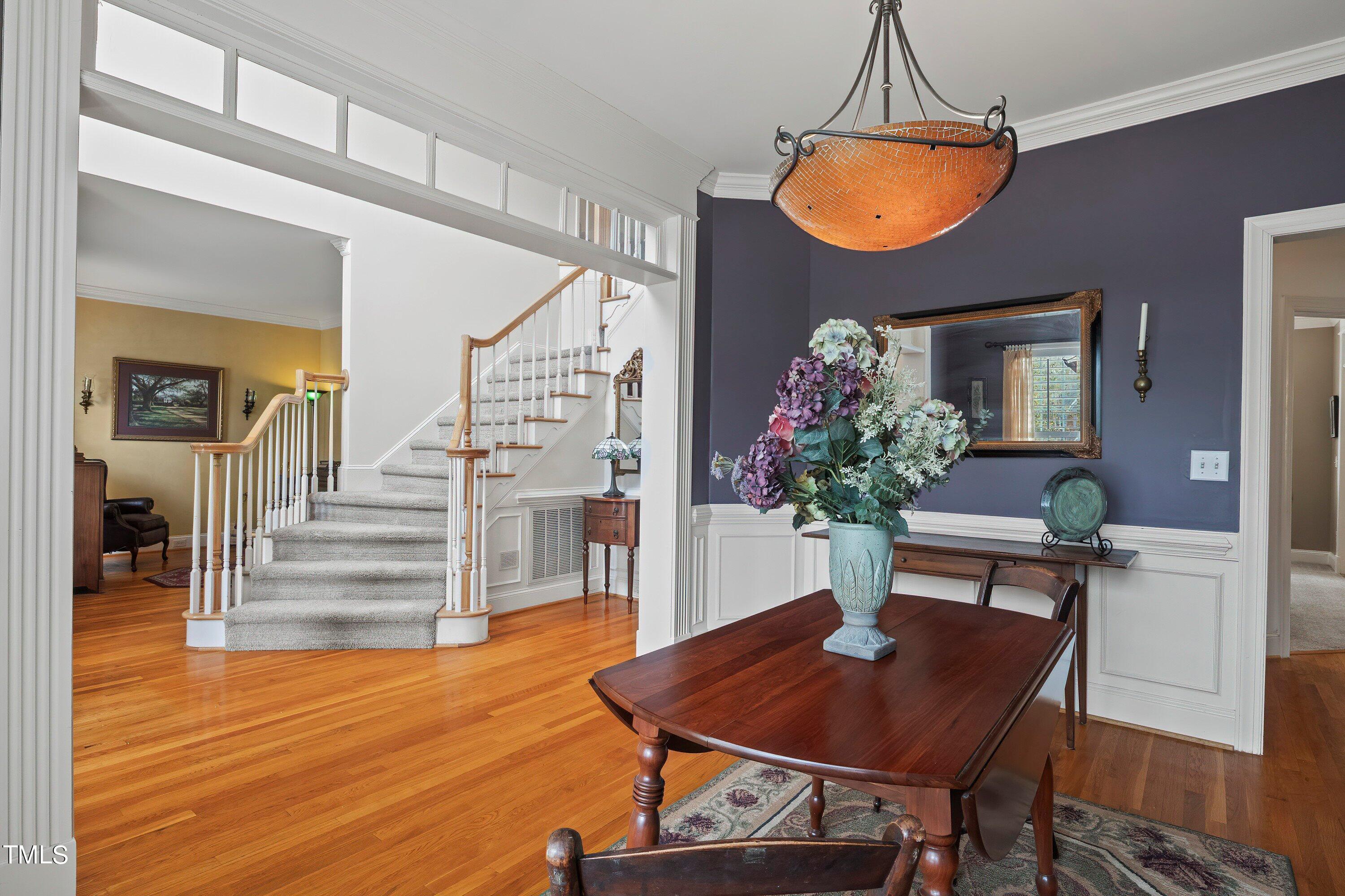 2504 Forest Lake Court