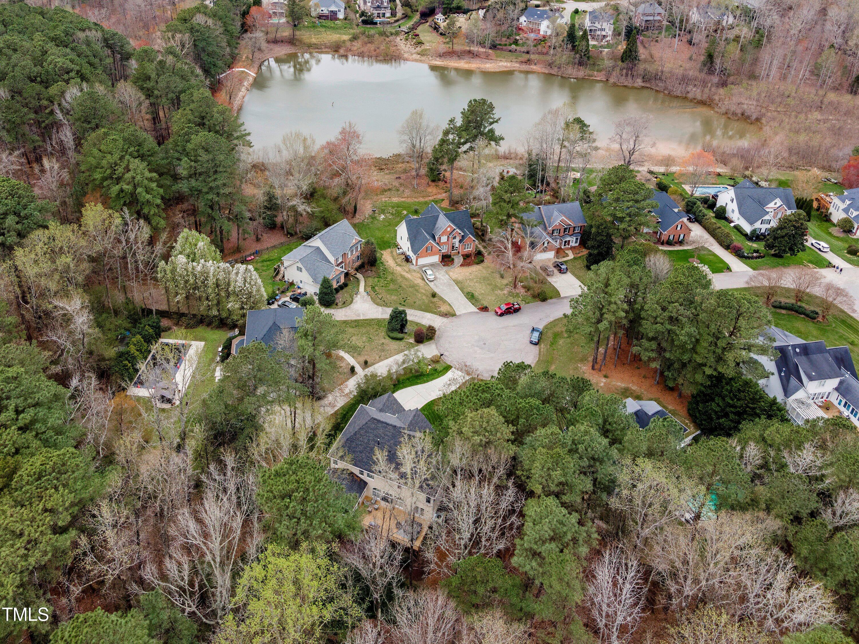 2504 Forest Lake Court