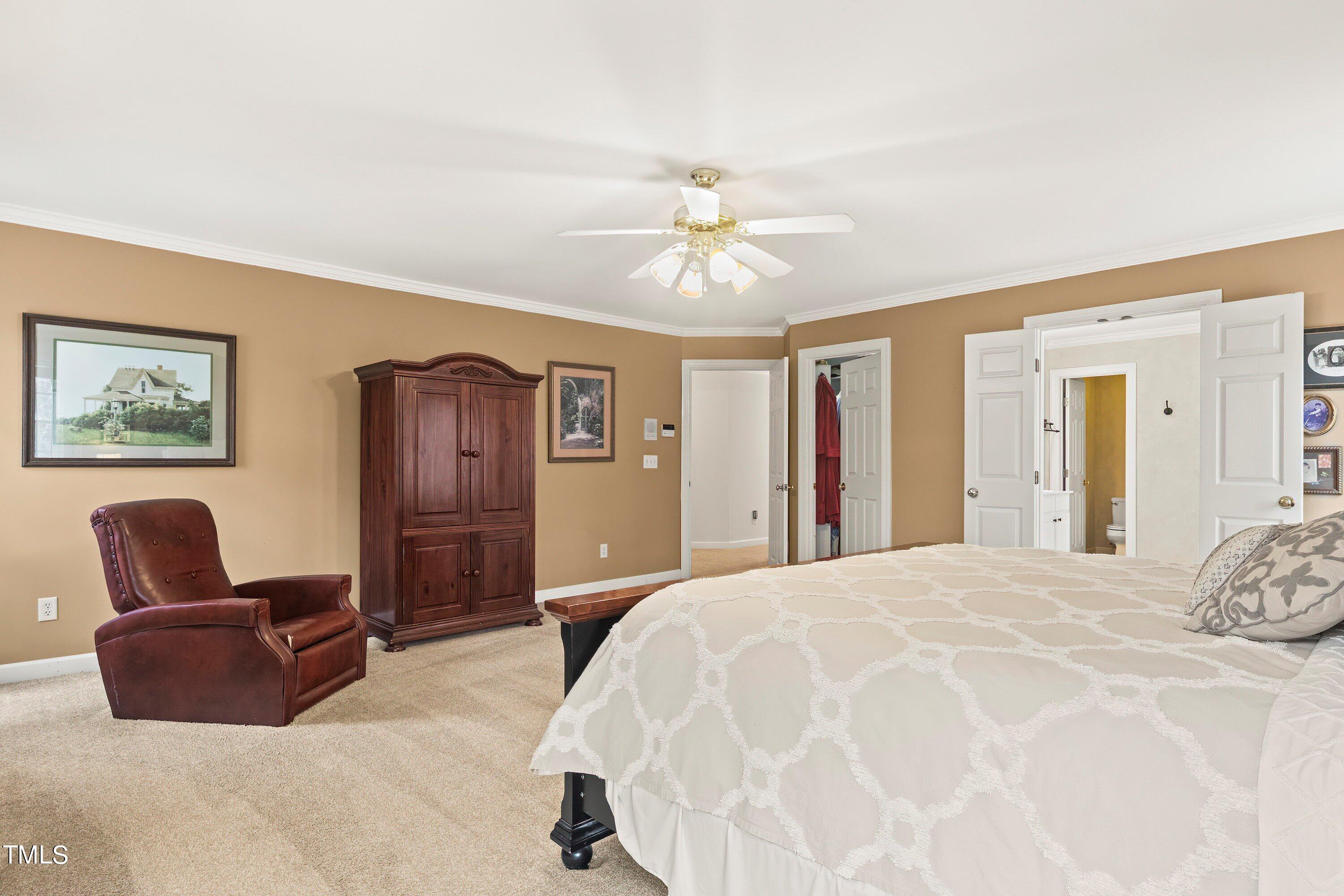 2504 Forest Lake Court