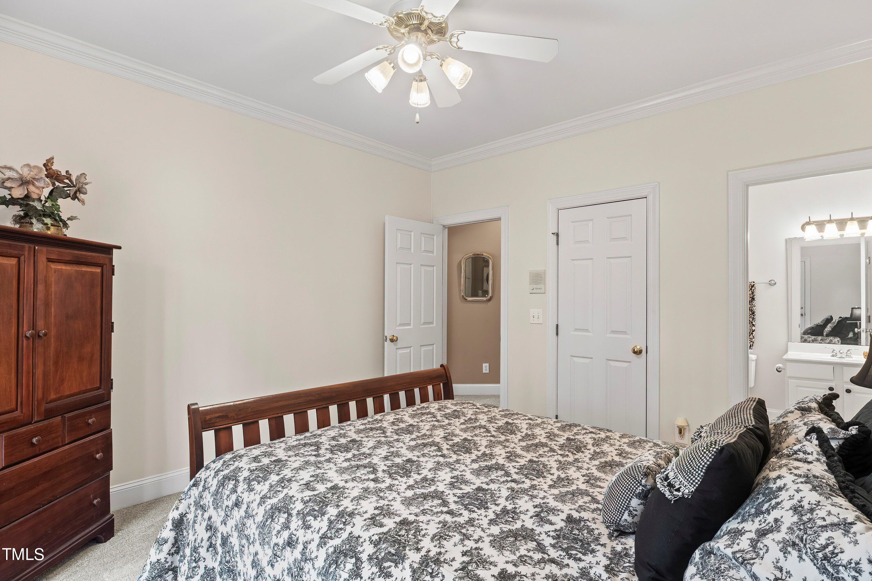 2504 Forest Lake Court