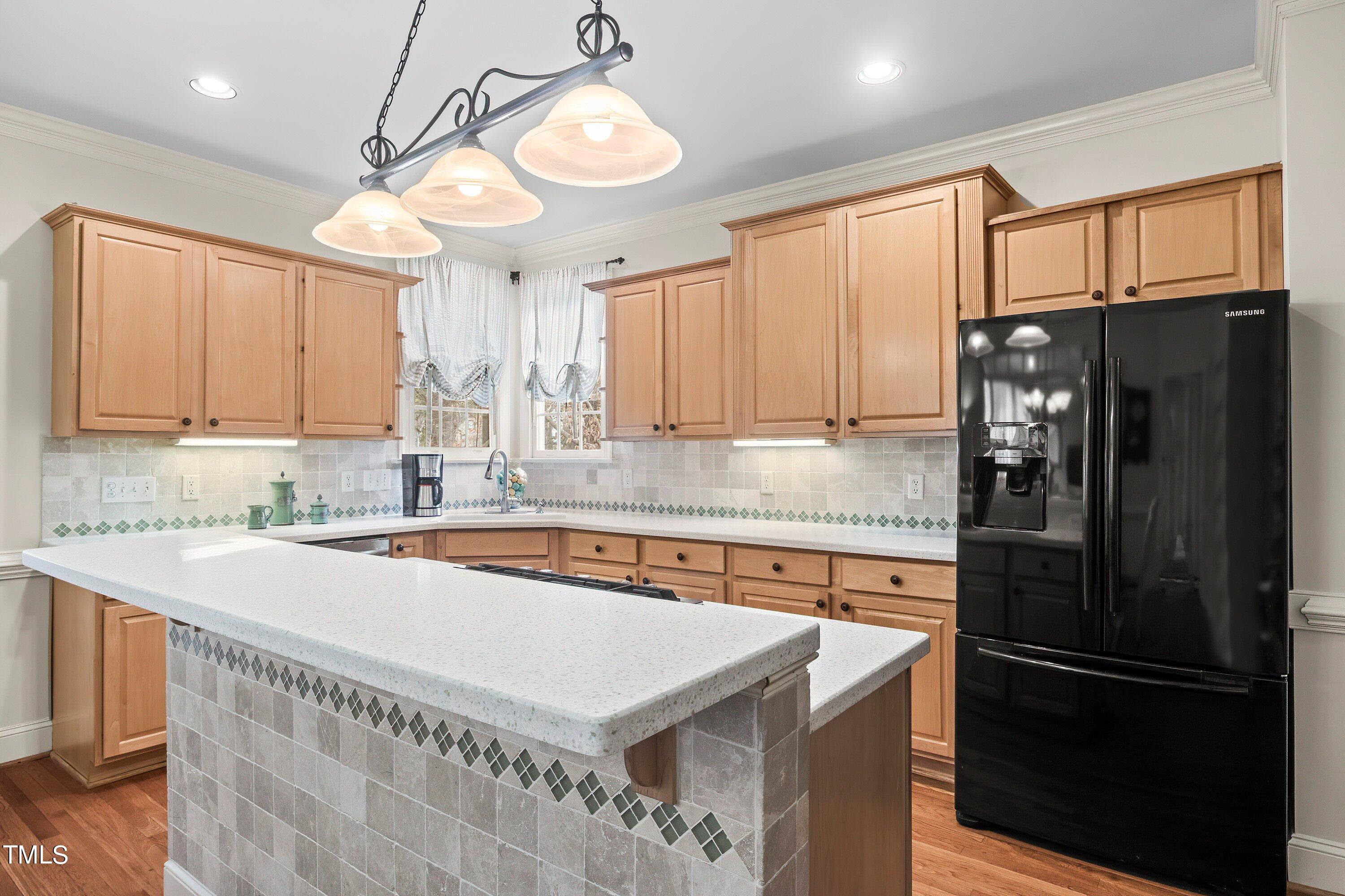 2504 Forest Lake Court
