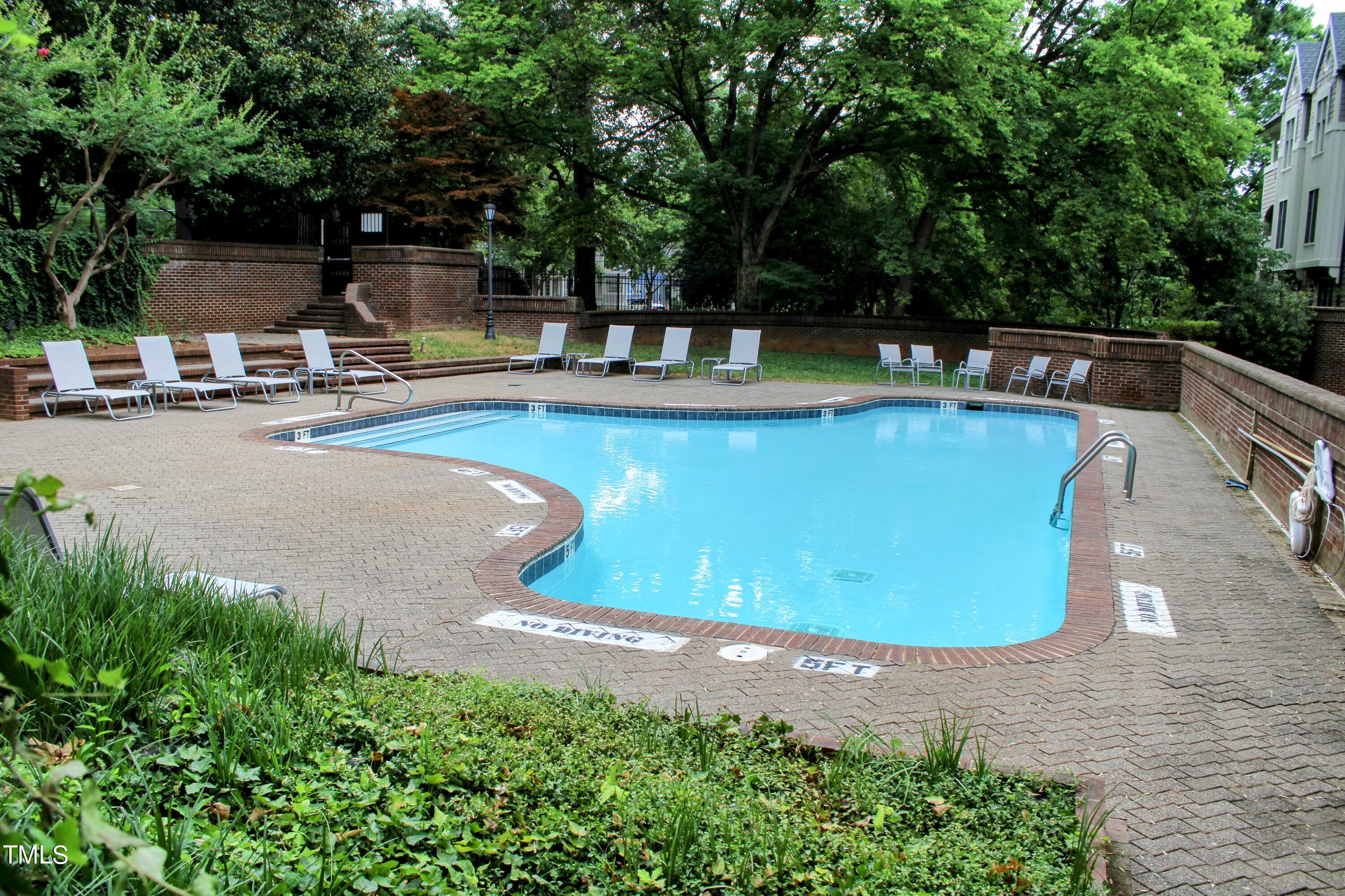 720 Bishops Park Drive # 203