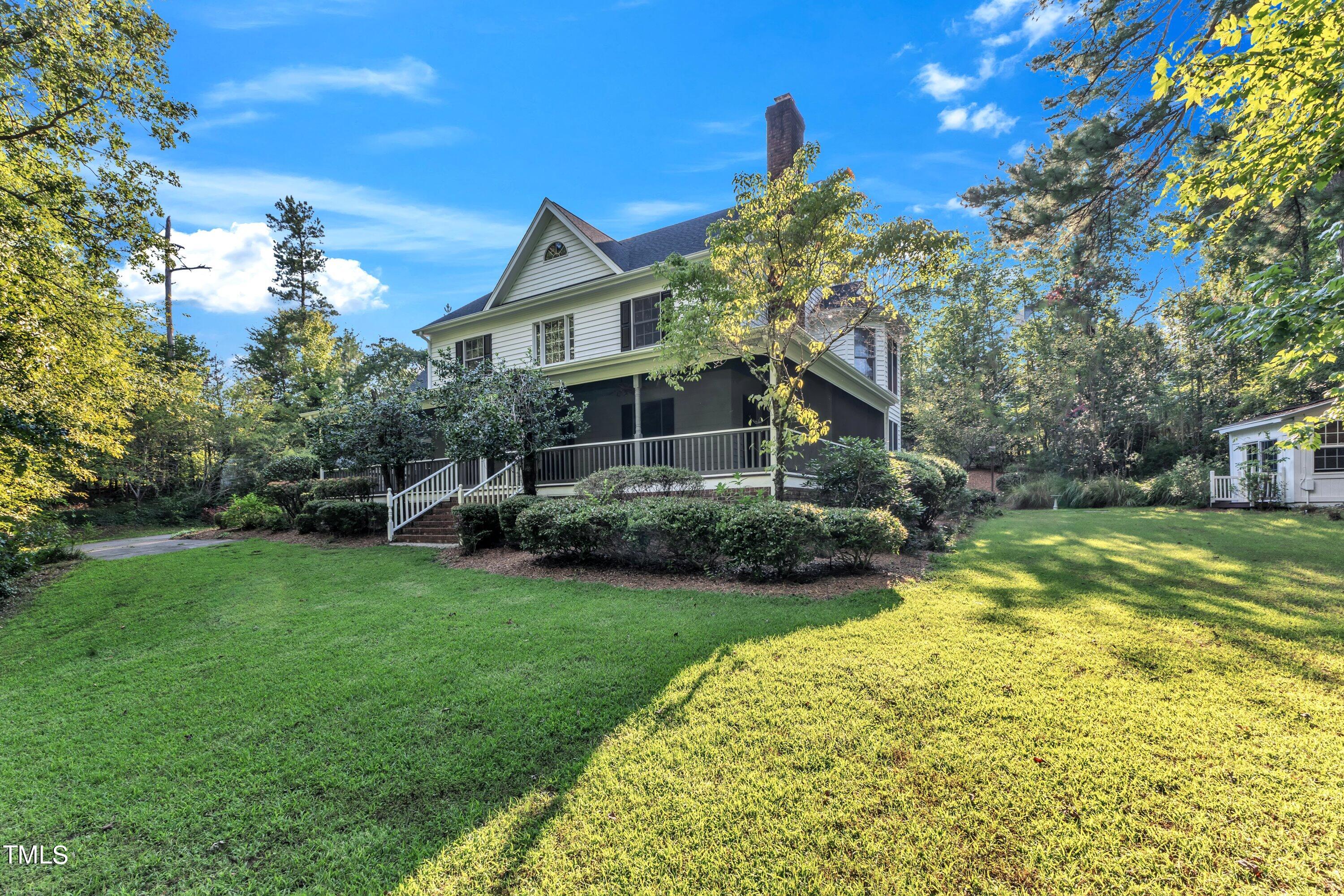 2055 Fernwood Way