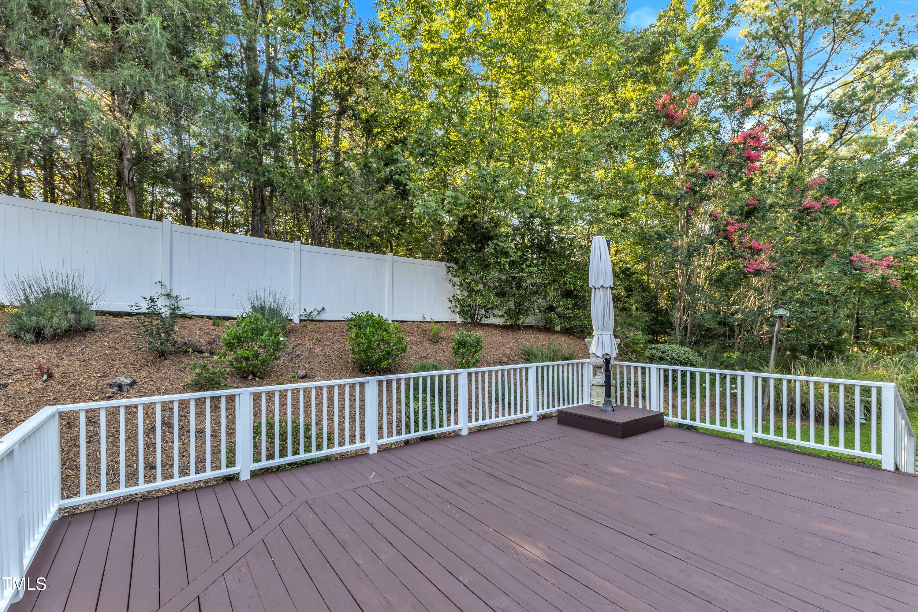 2055 Fernwood Way