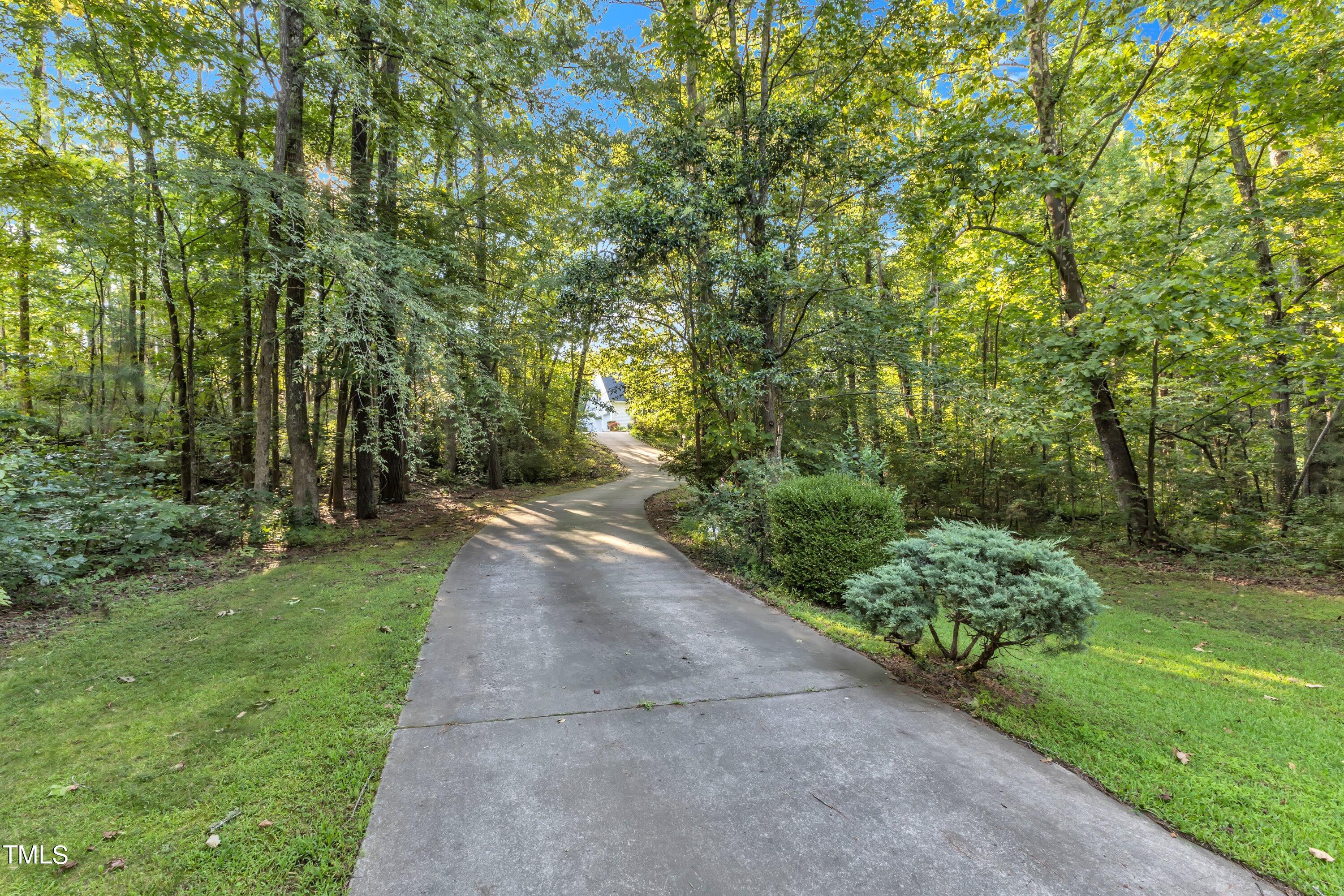 2055 Fernwood Way