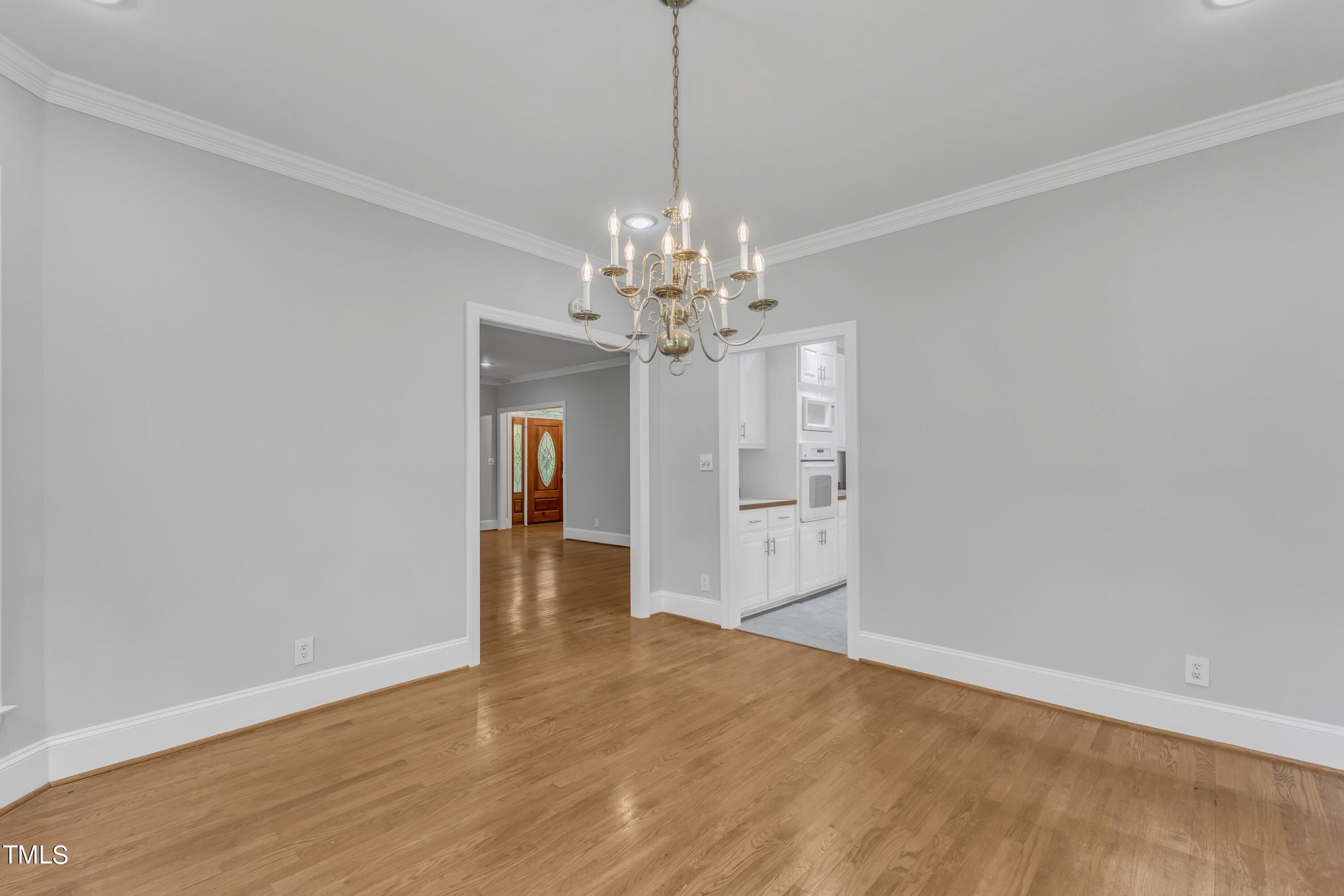 2055 Fernwood Way