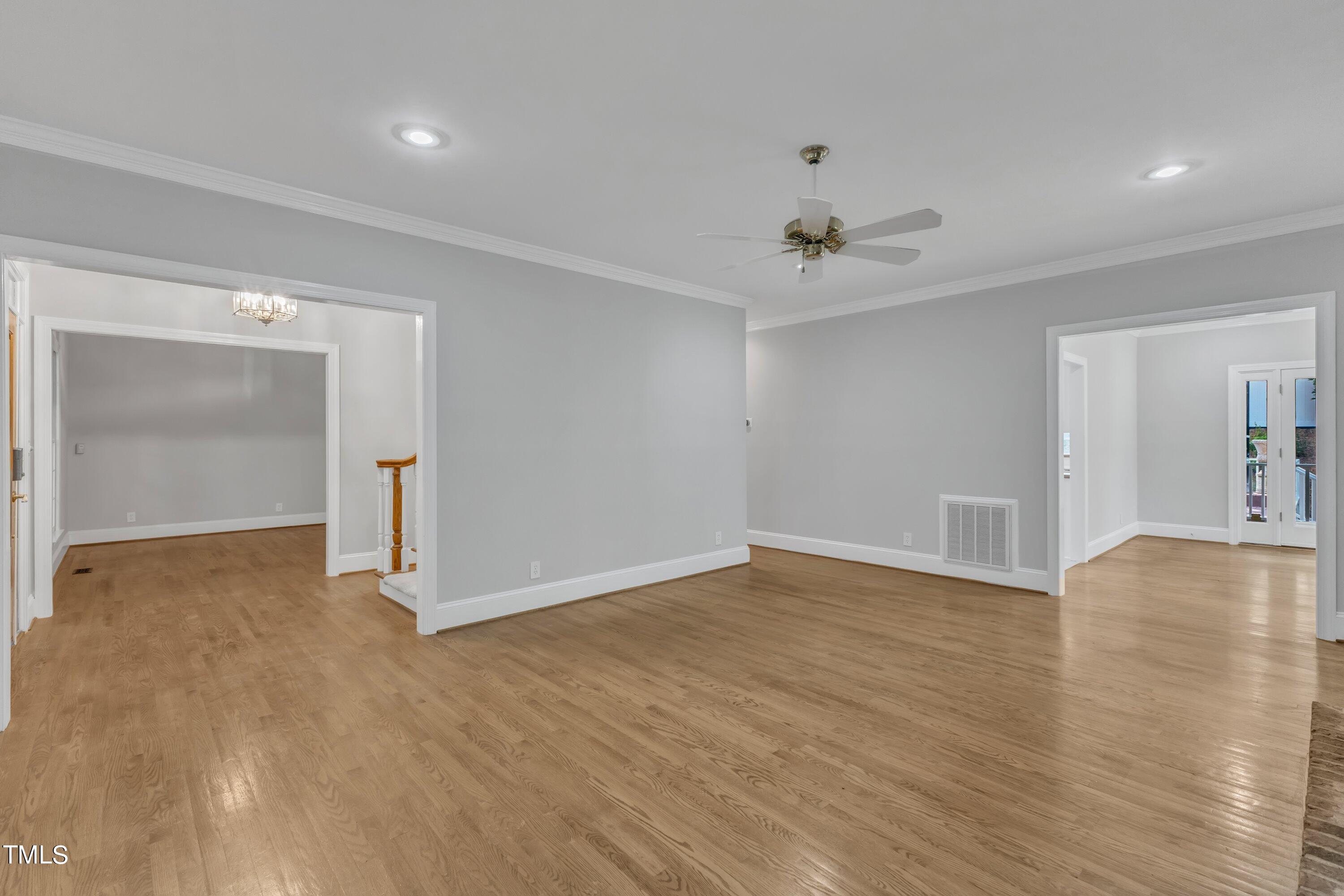 2055 Fernwood Way