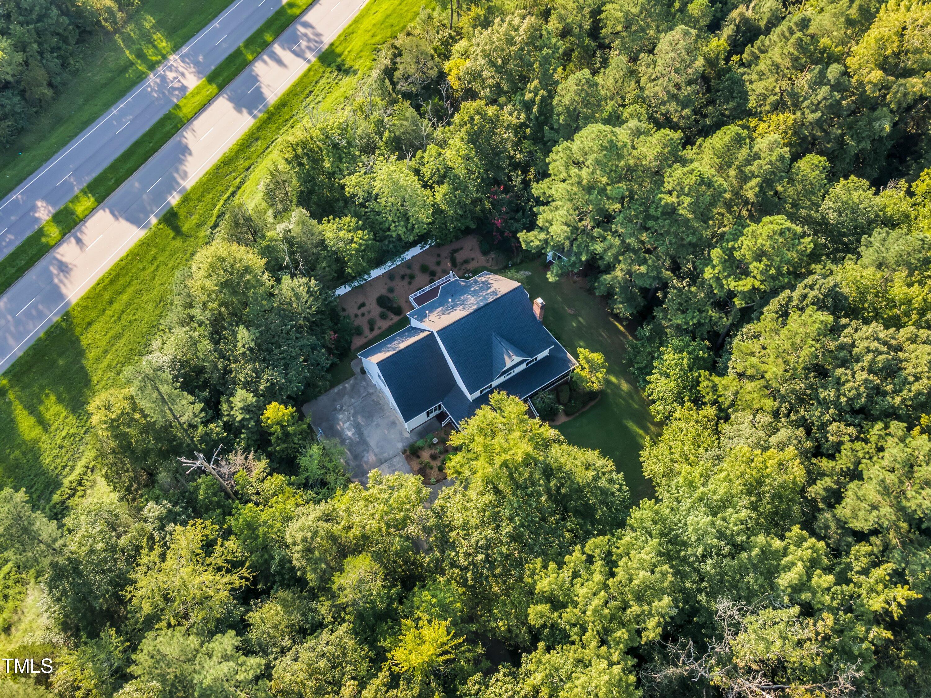 2055 Fernwood Way