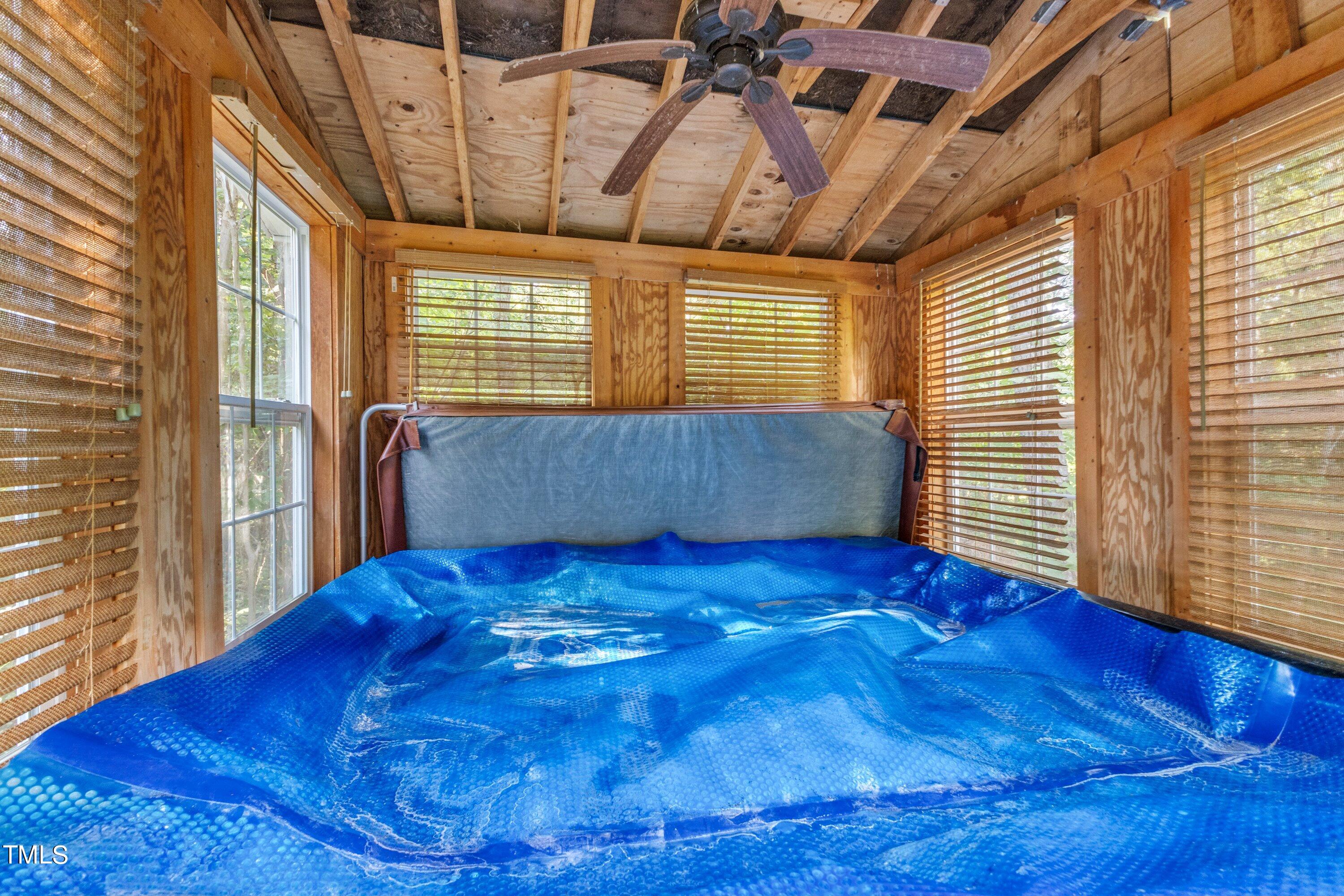 2055 Fernwood Way