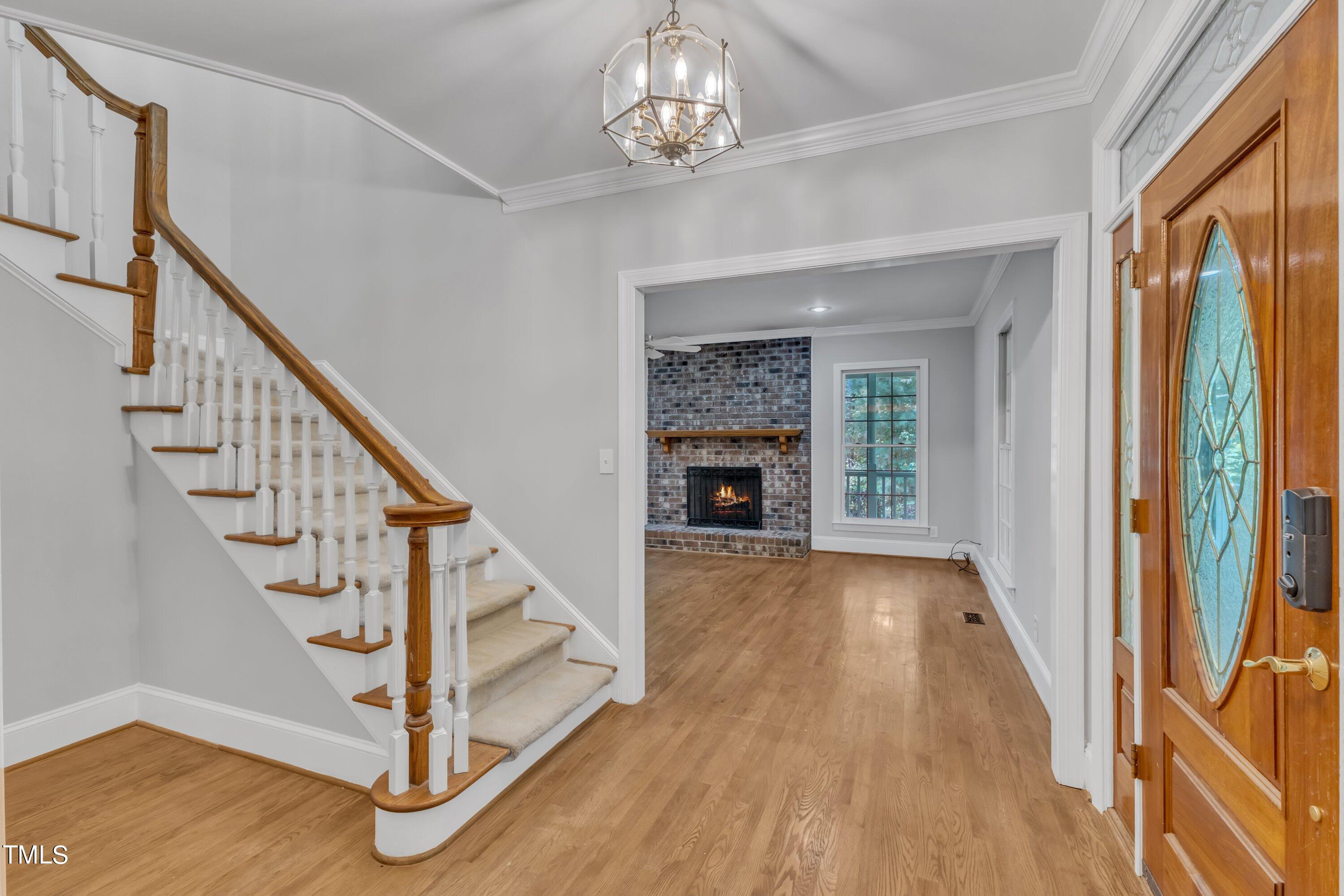2055 Fernwood Way