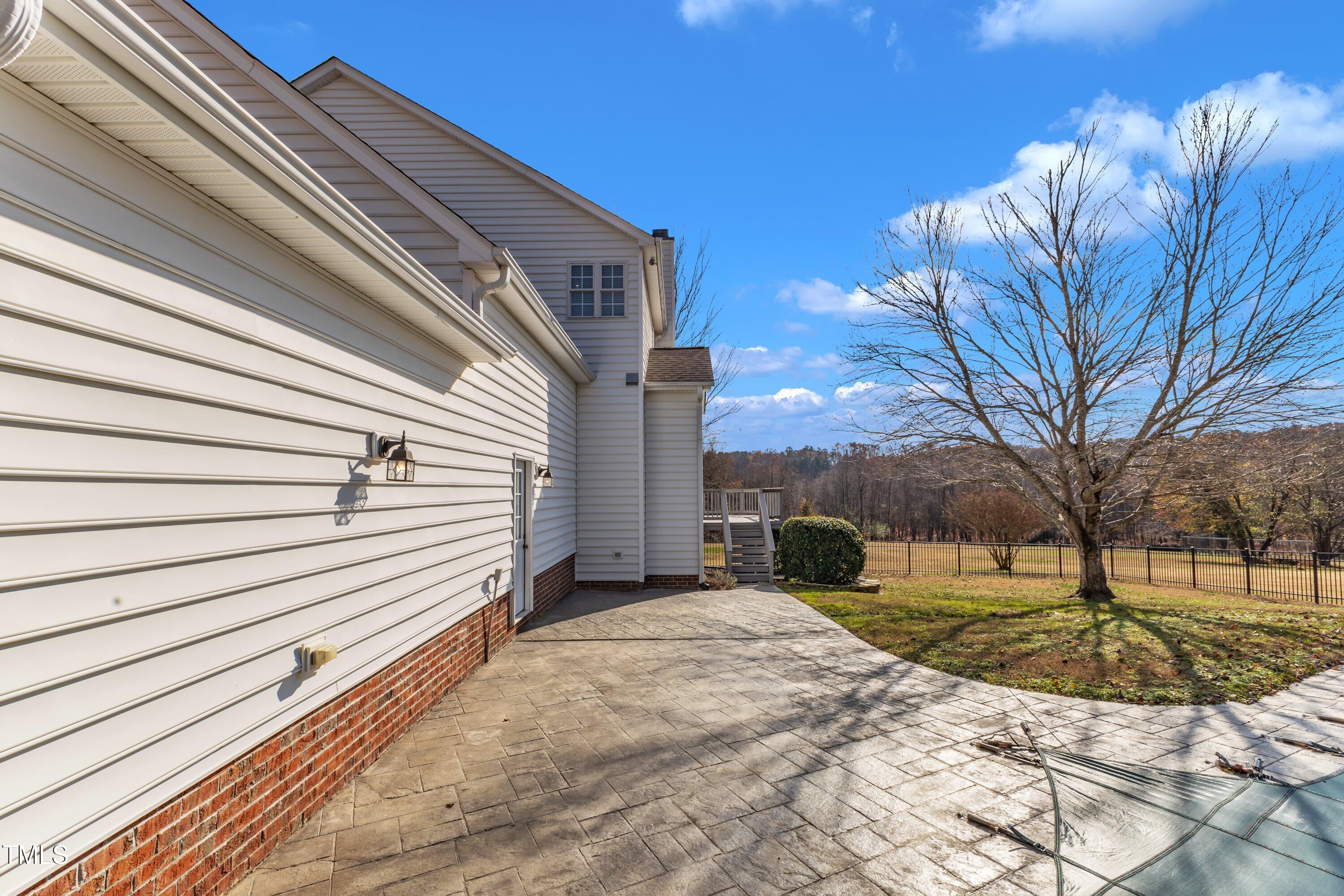 2437 Lullwater Drive