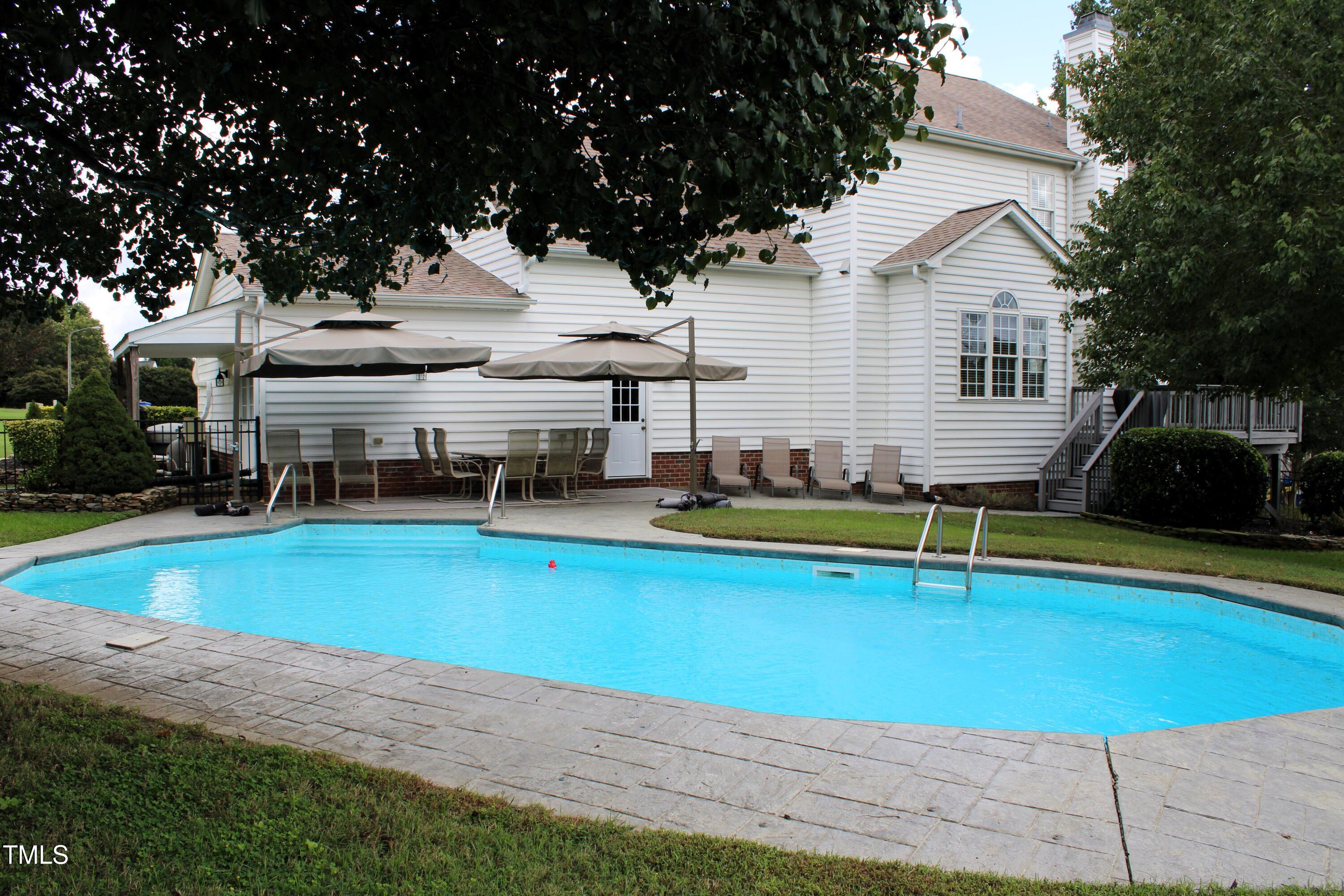 2437 Lullwater Drive