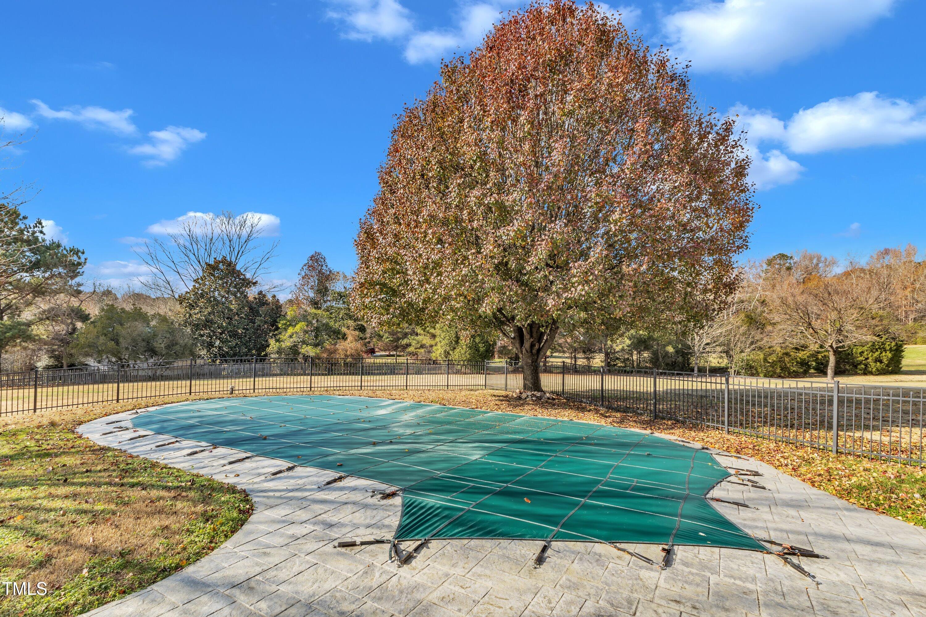 2437 Lullwater Drive