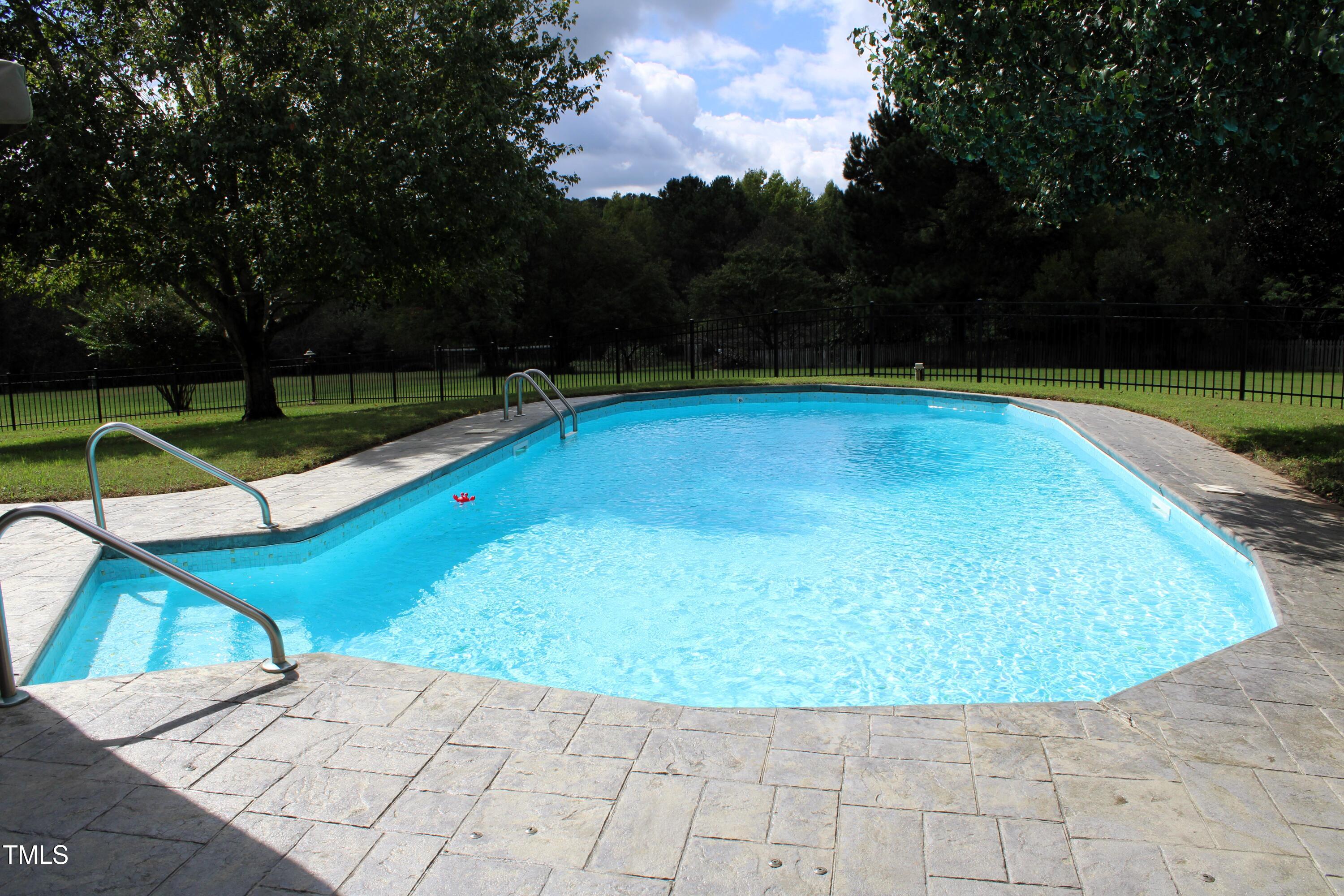 2437 Lullwater Drive
