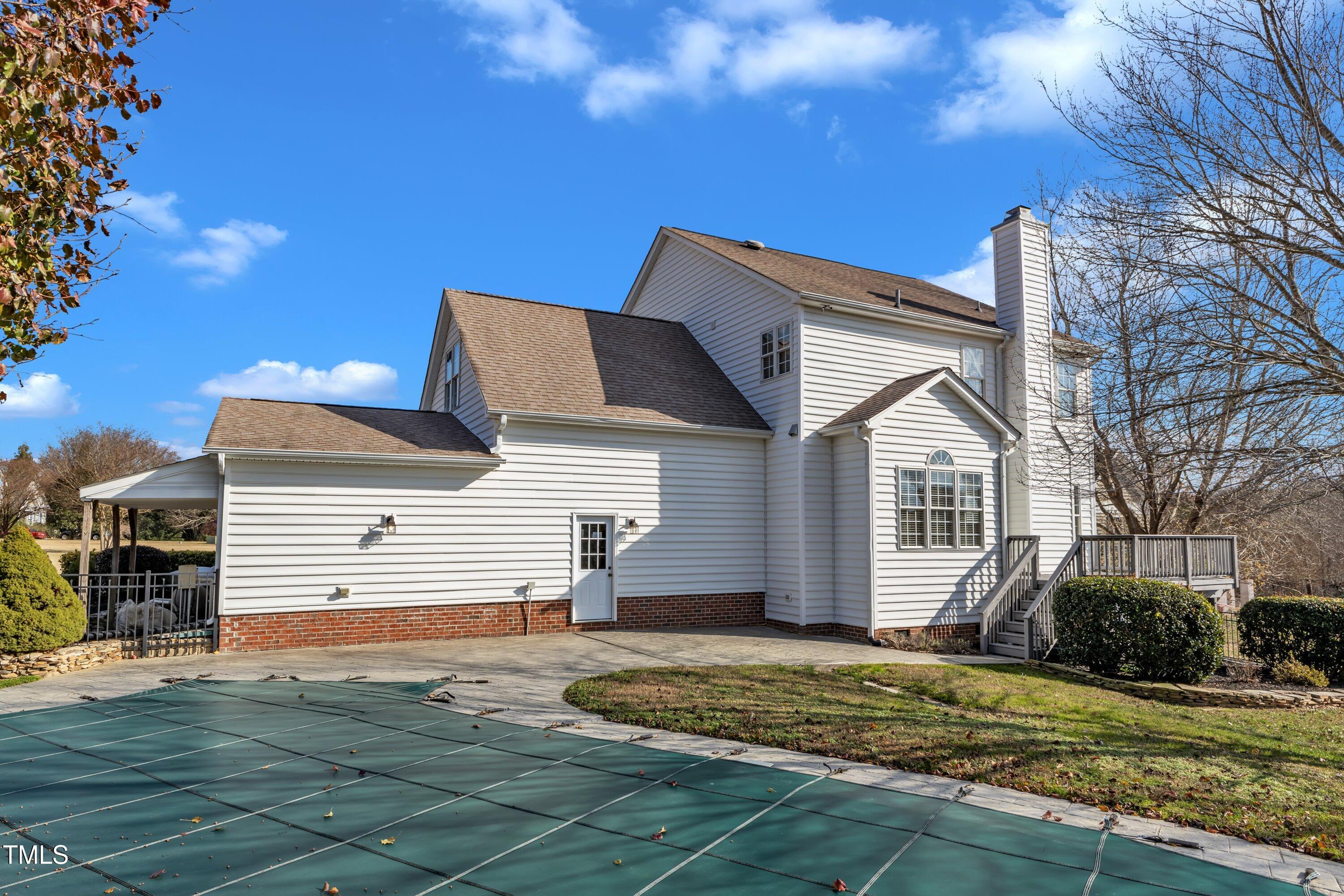 2437 Lullwater Drive
