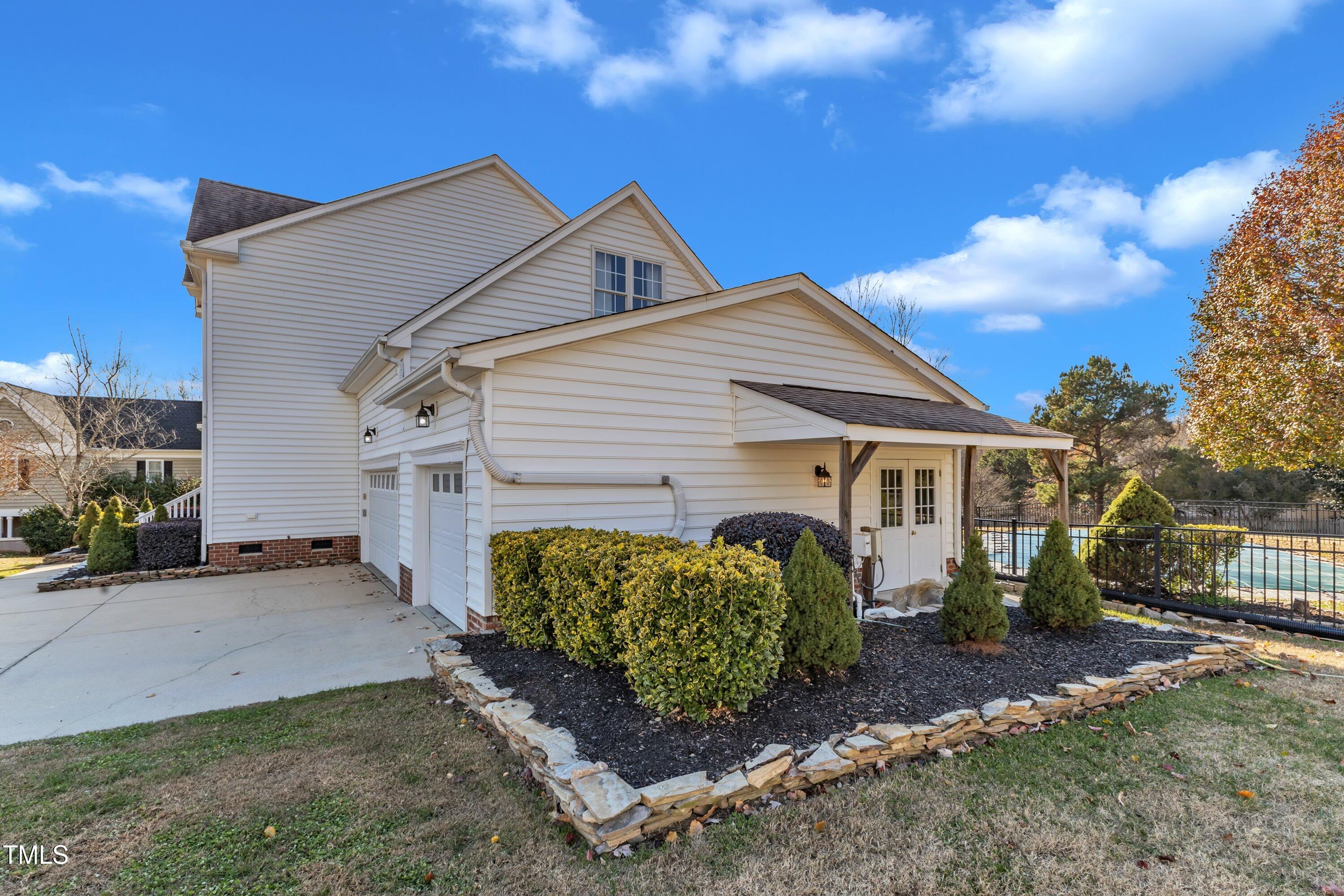 2437 Lullwater Drive