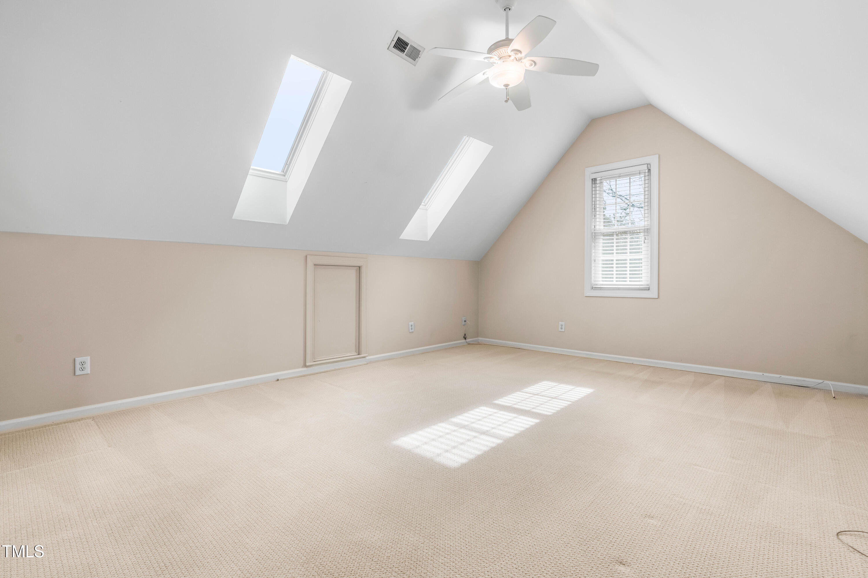 6328 Nowell Pointe Drive