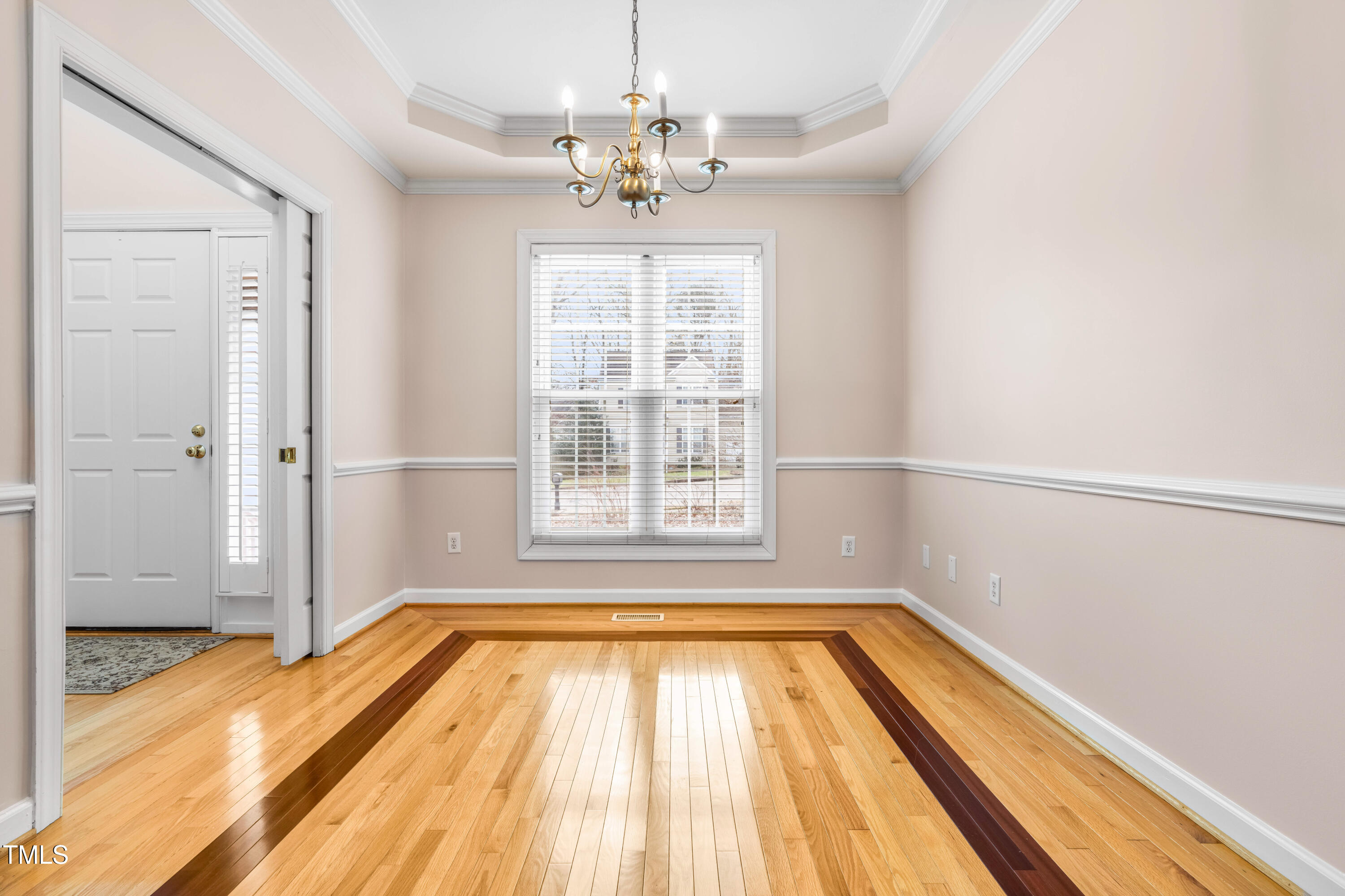 6328 Nowell Pointe Drive