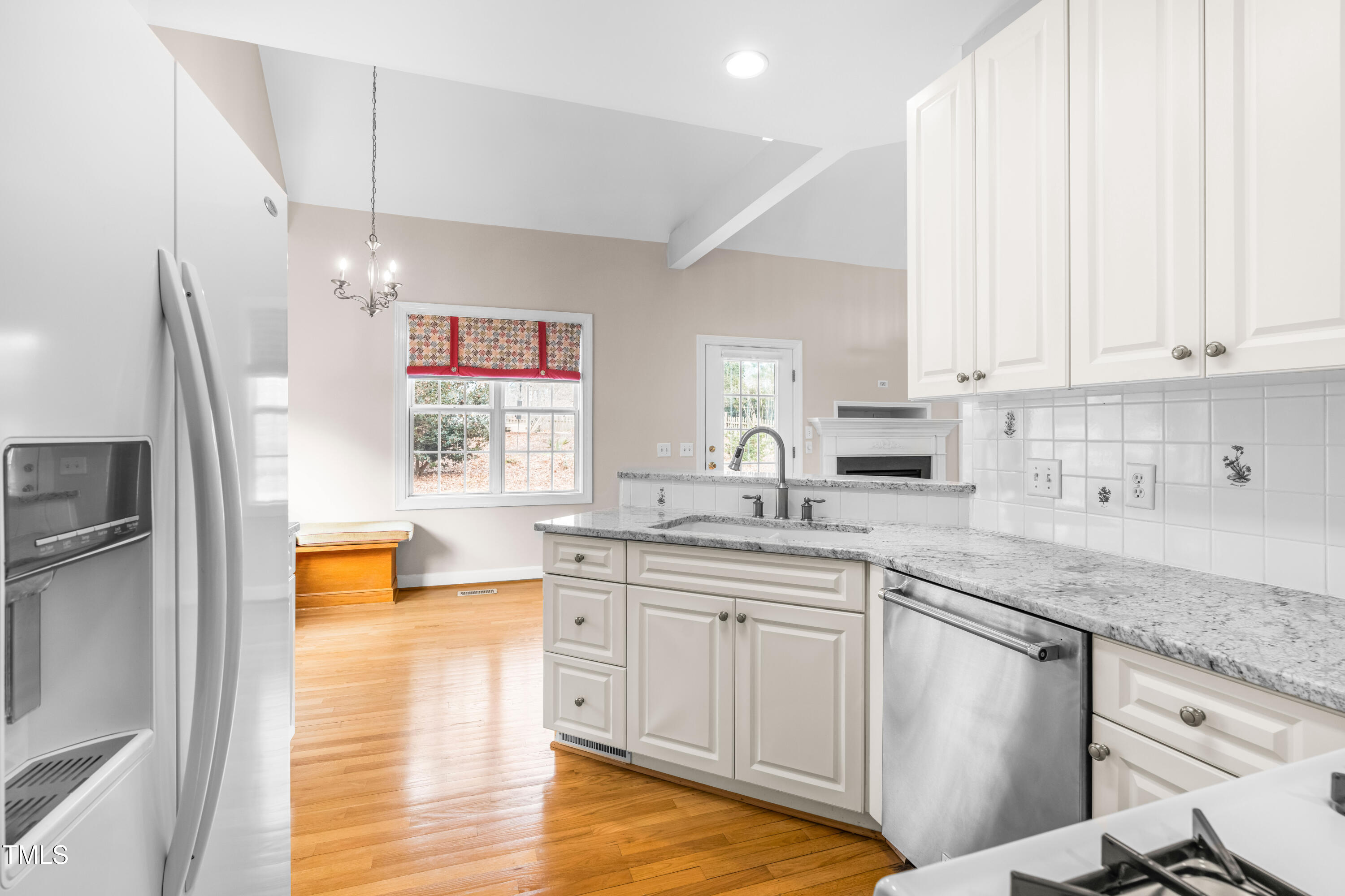 6328 Nowell Pointe Drive