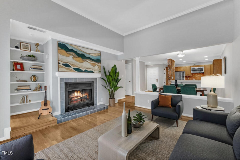 700 Bishops Park Drive # 302