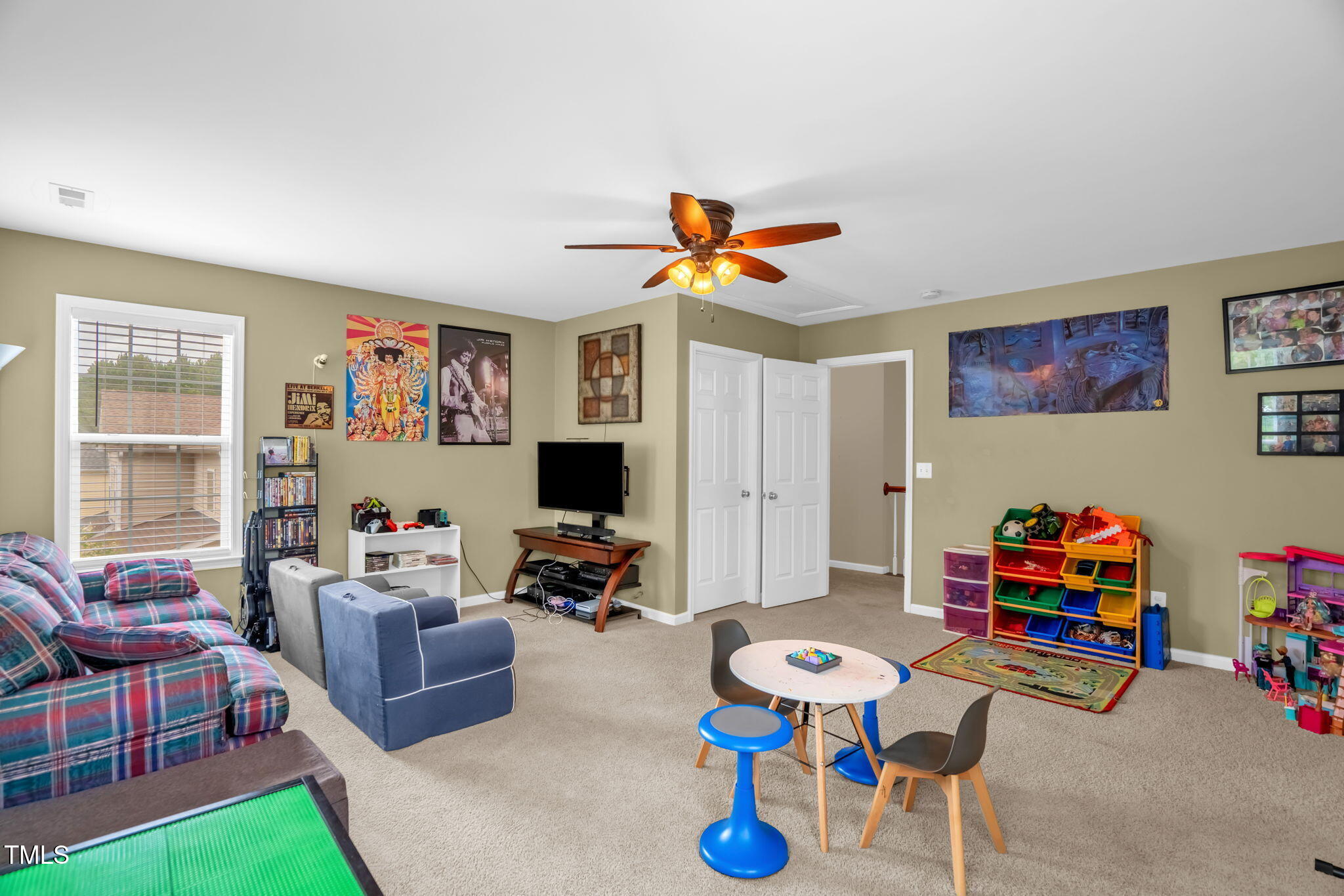 1428 White Opal Drive
