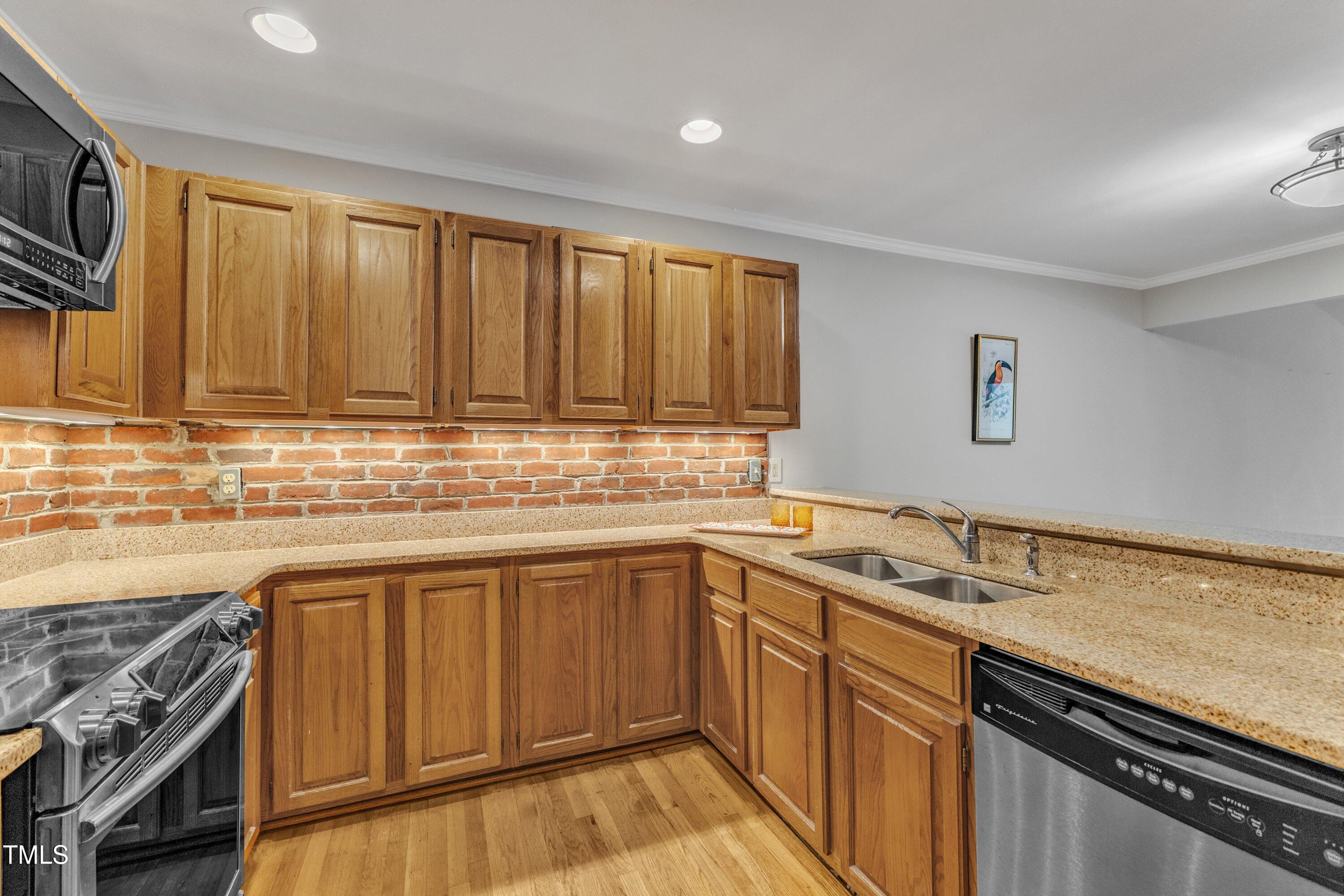 700 Bishops Park Drive # 302