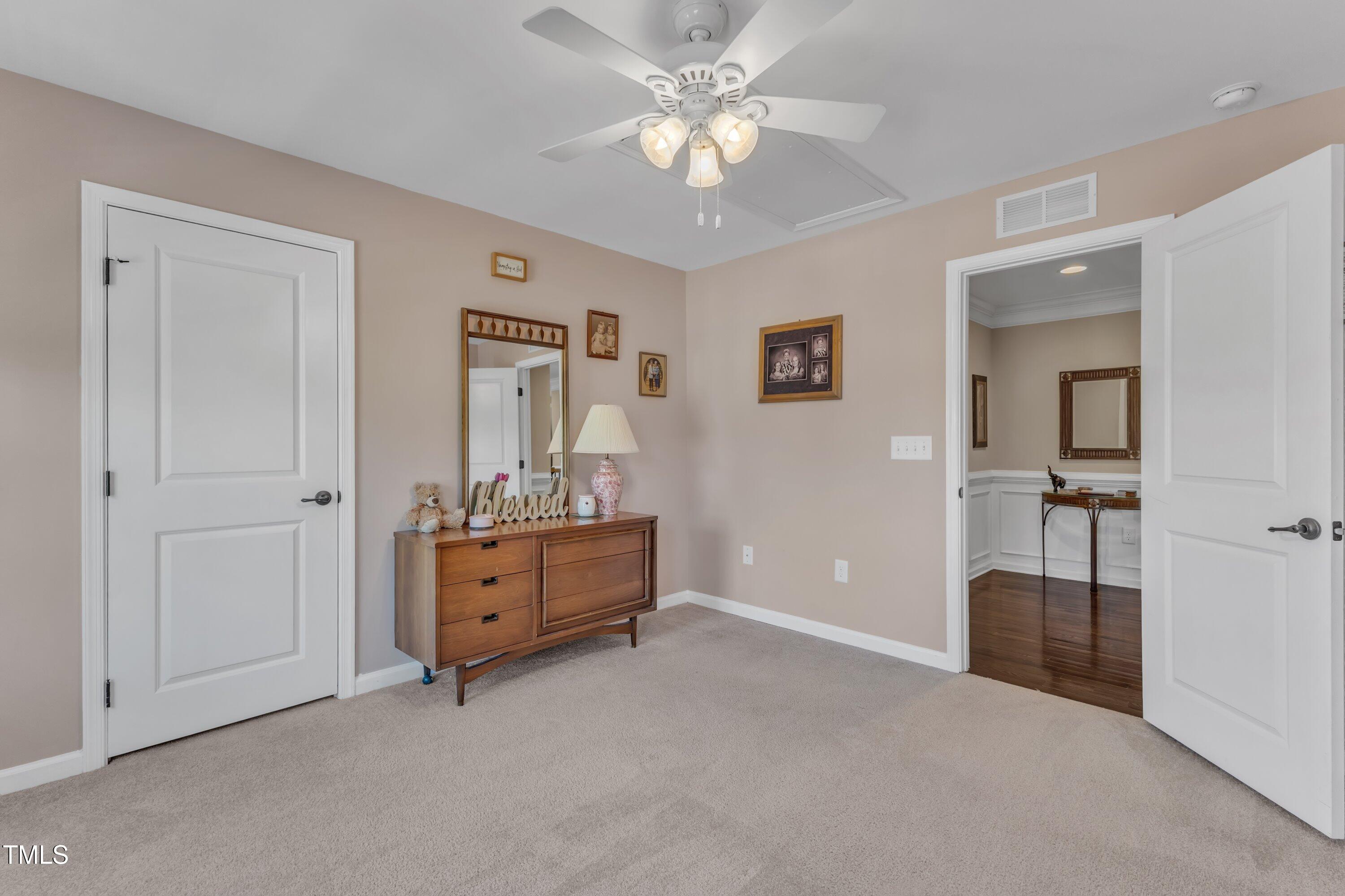 533 Opposition Way