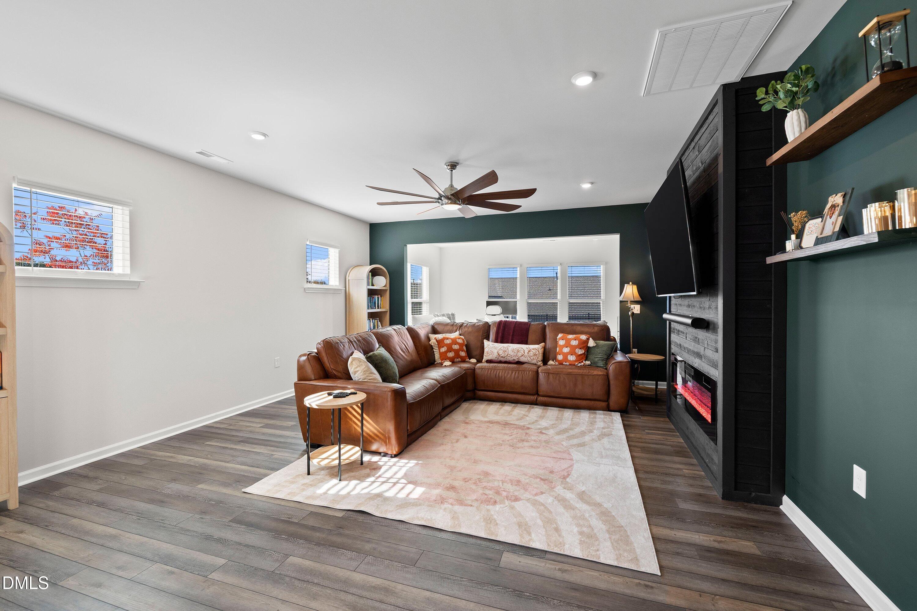 2501 Friars Head Court