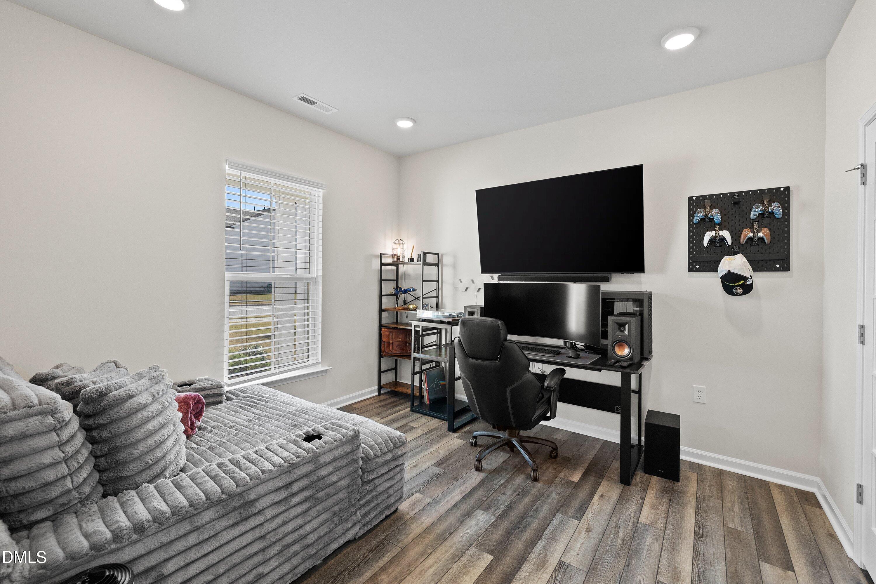 2501 Friars Head Court