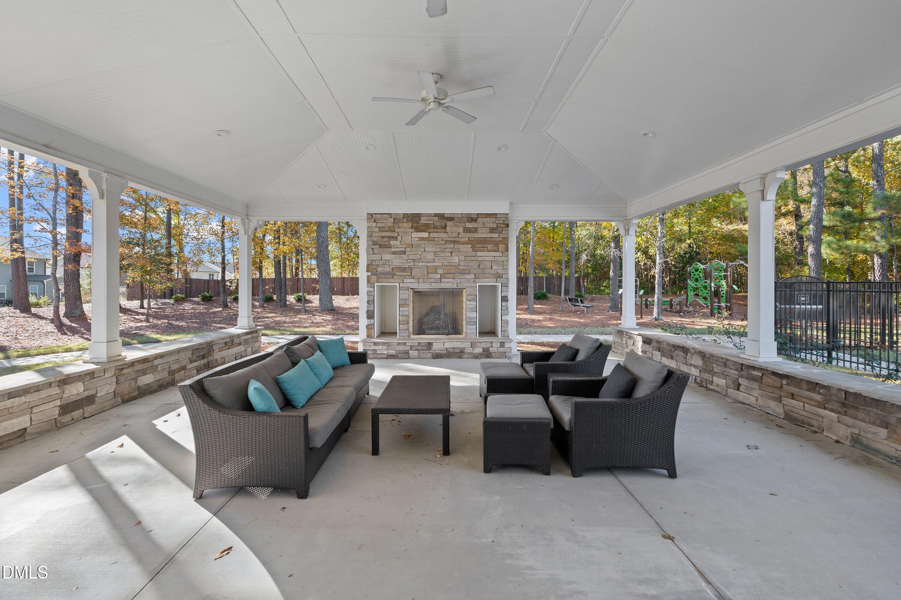 2501 Friars Head Court