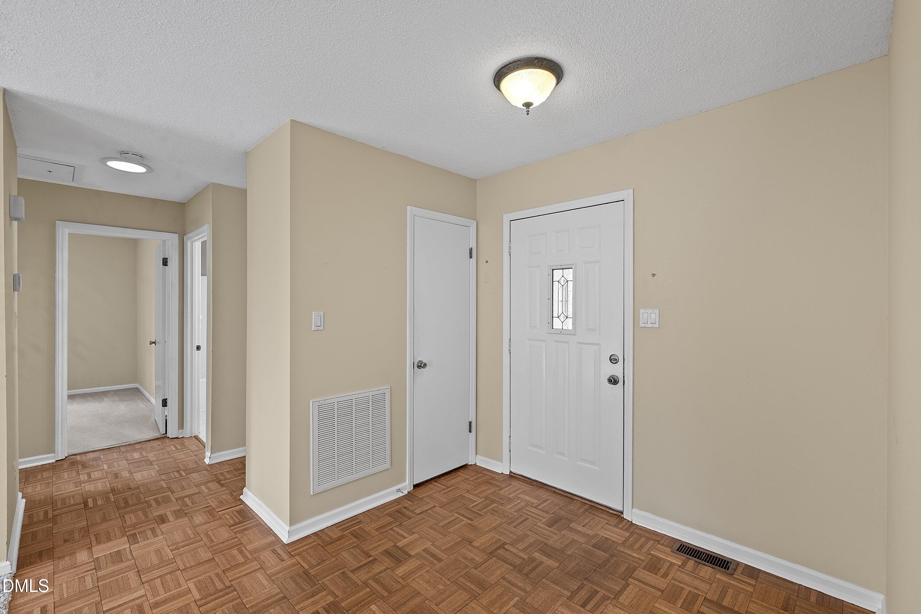 303 Trappers Run Drive