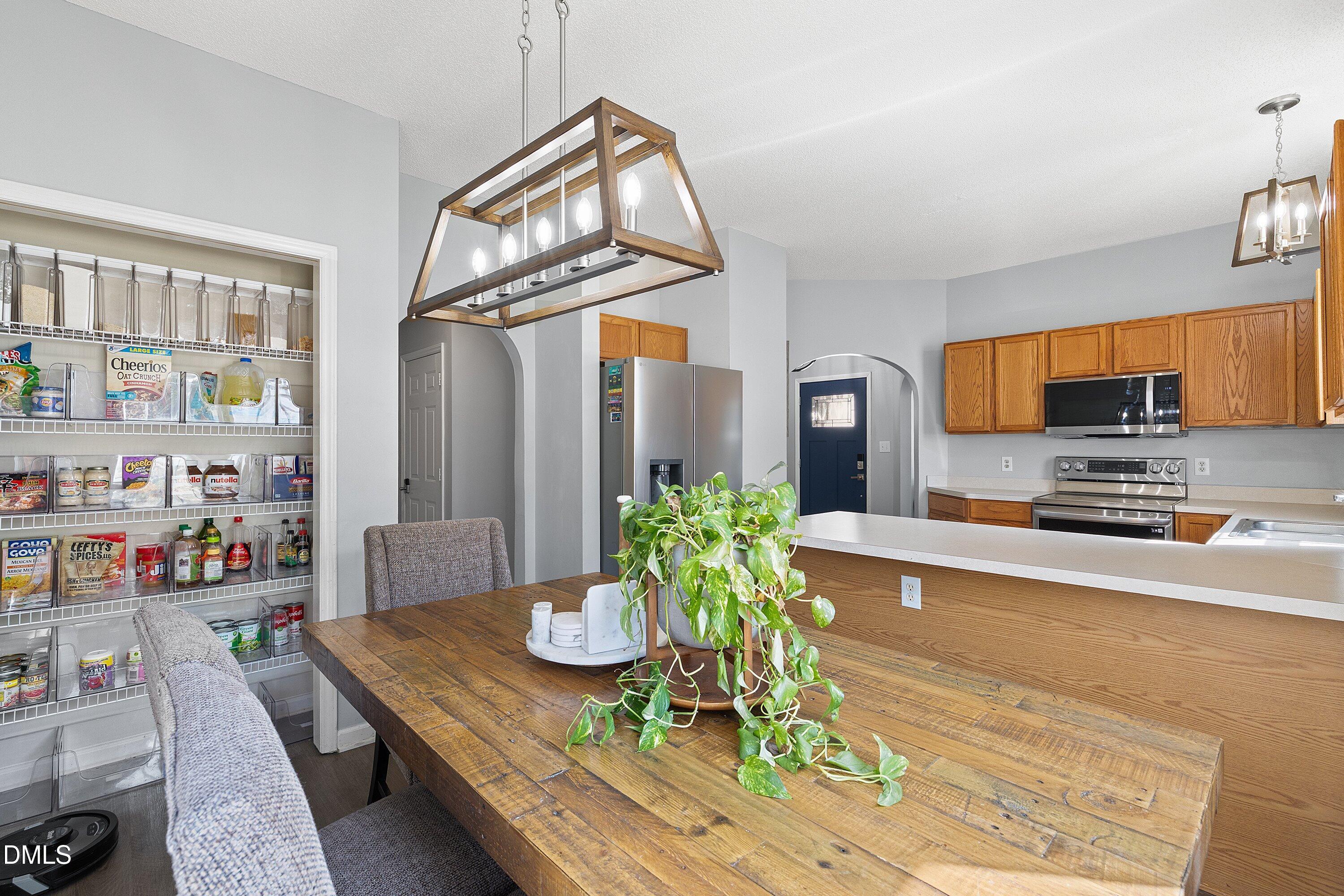 2528 Laurel Falls Lane