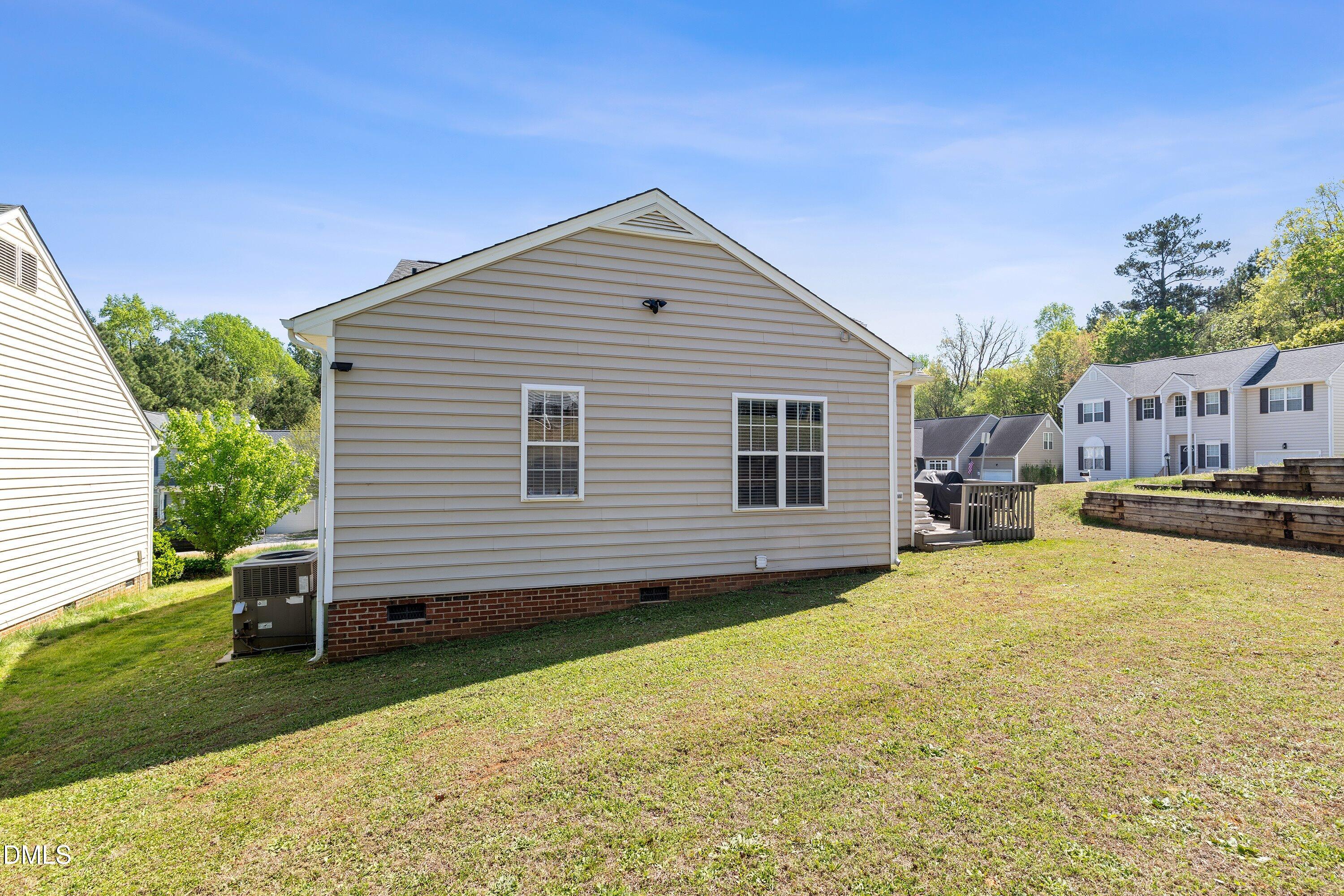 2528 Laurel Falls Lane