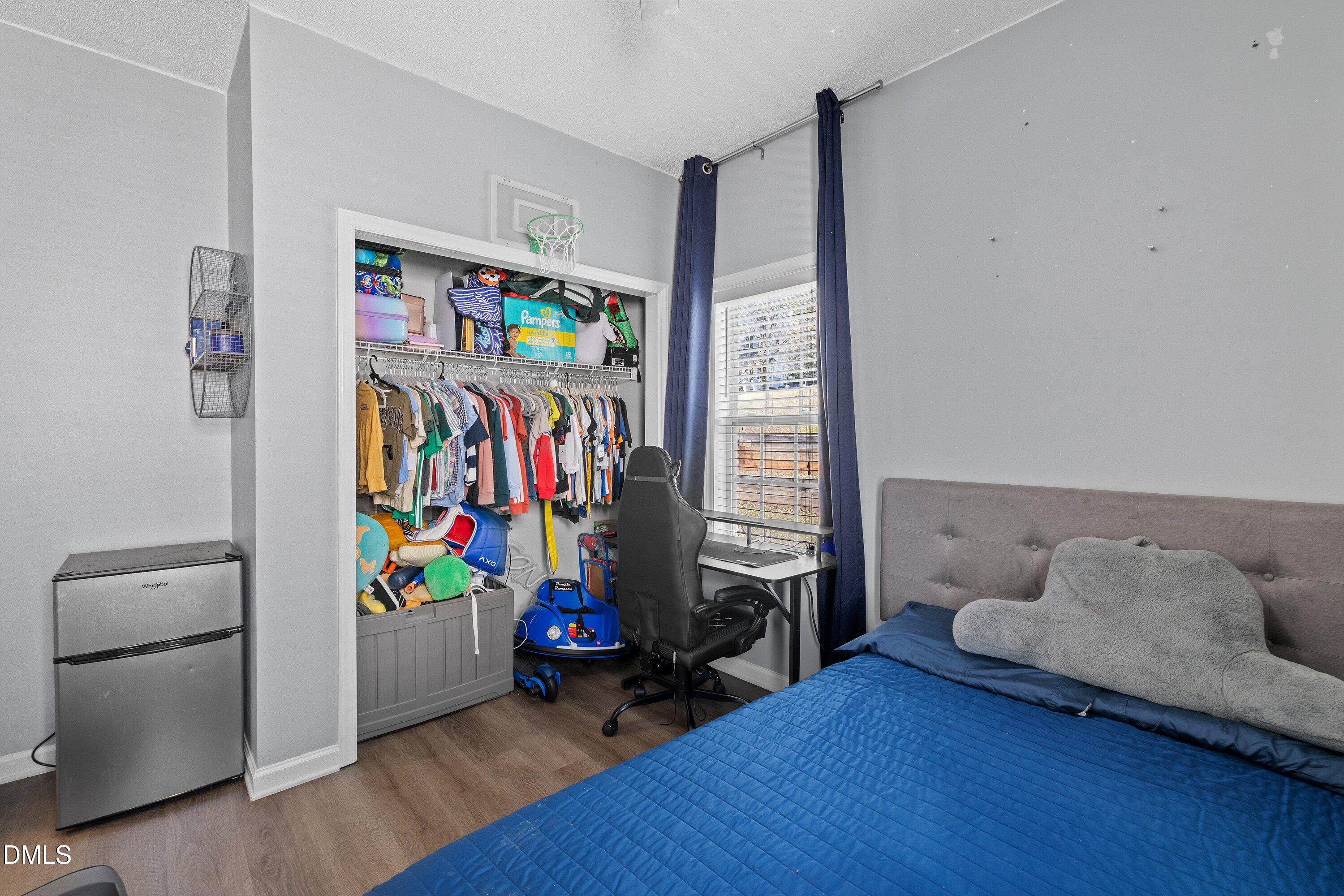 2528 Laurel Falls Lane